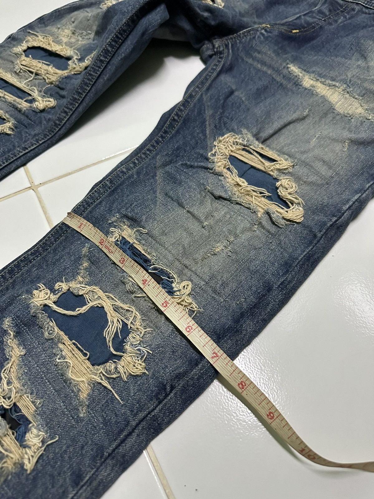 Designer 5351 pour les homme distressed style denim jeans Size US 31 - 11 Thumbnail