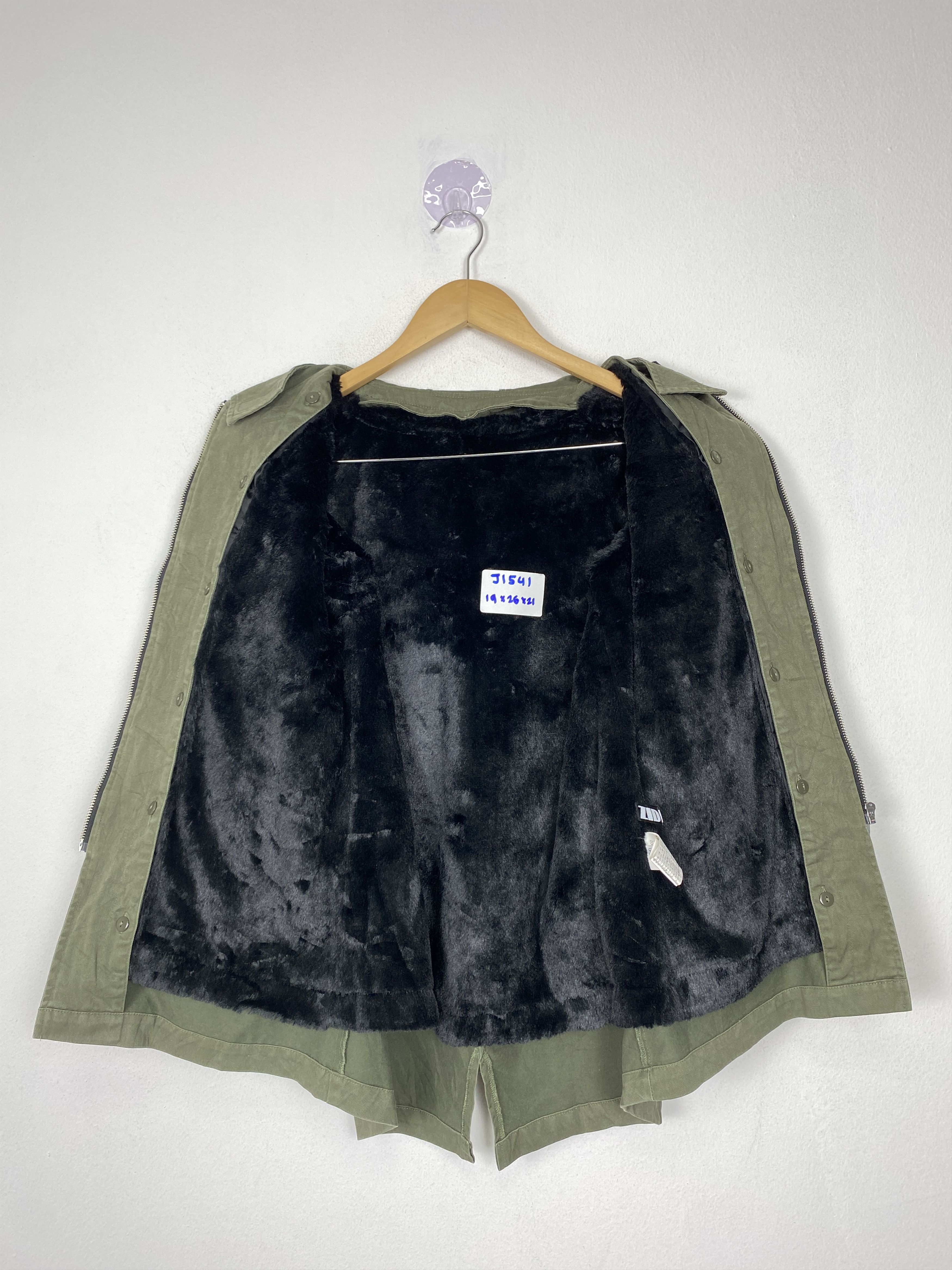 Japanese Brand Vintage Japanese Brand Hoodie Zip Up Parkas Jacket J1541 Size US S / EU 44-46 / 1 - 9 Thumbnail