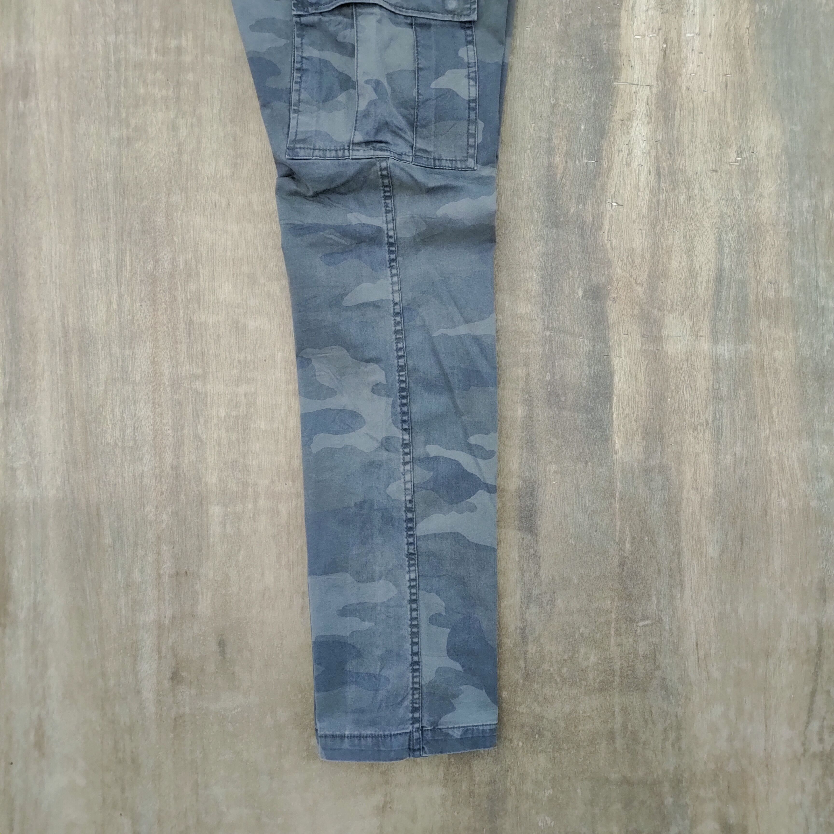 Japanese Brand JAPANESE BRAND CAMO CARGO PANTS Size US 33 - 14 Thumbnail