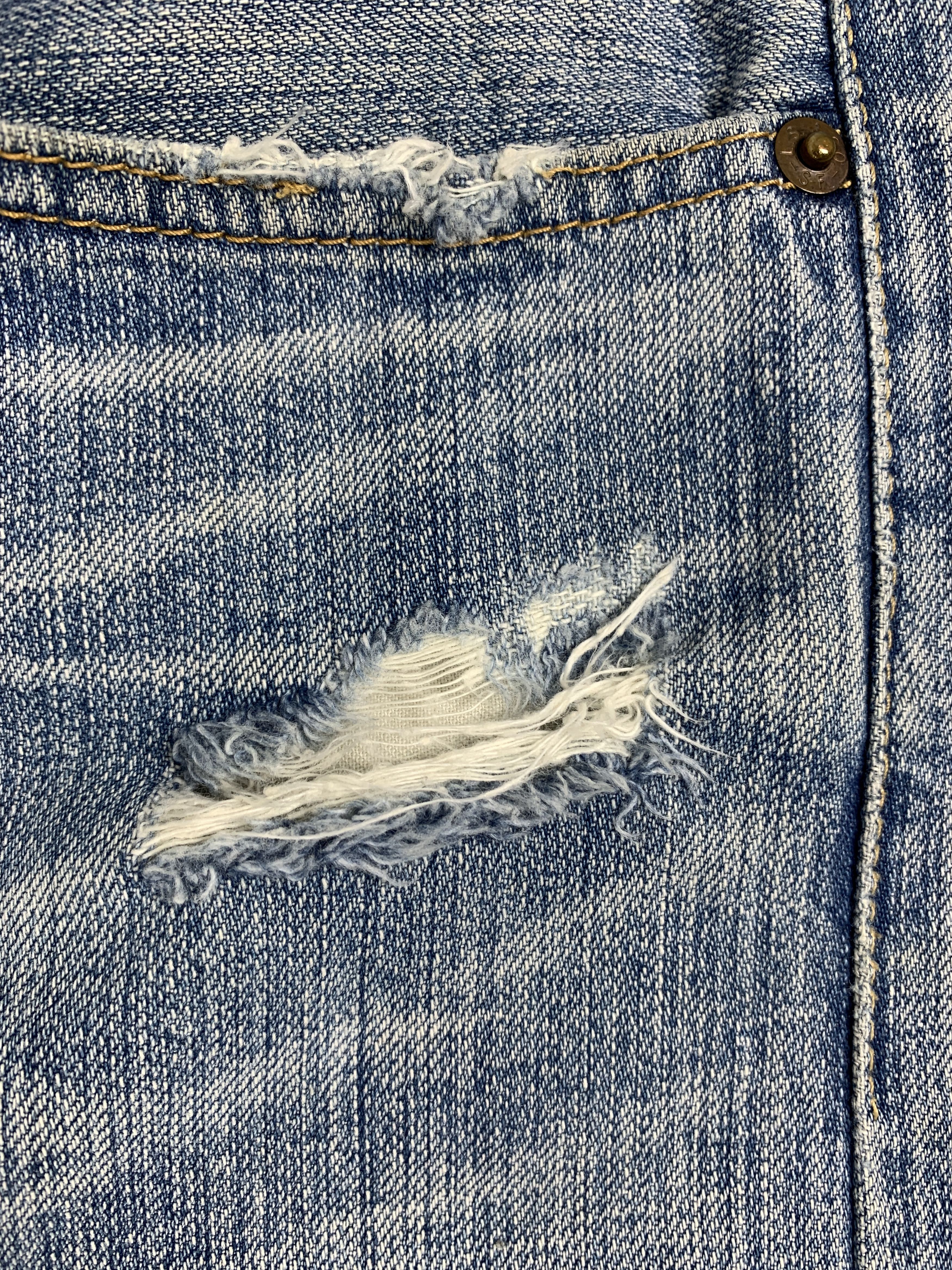 Levi's Vintage LEVI'S 501 Distressed Faded Jeans P0067 Size US 34 / EU 50 - 9 Thumbnail