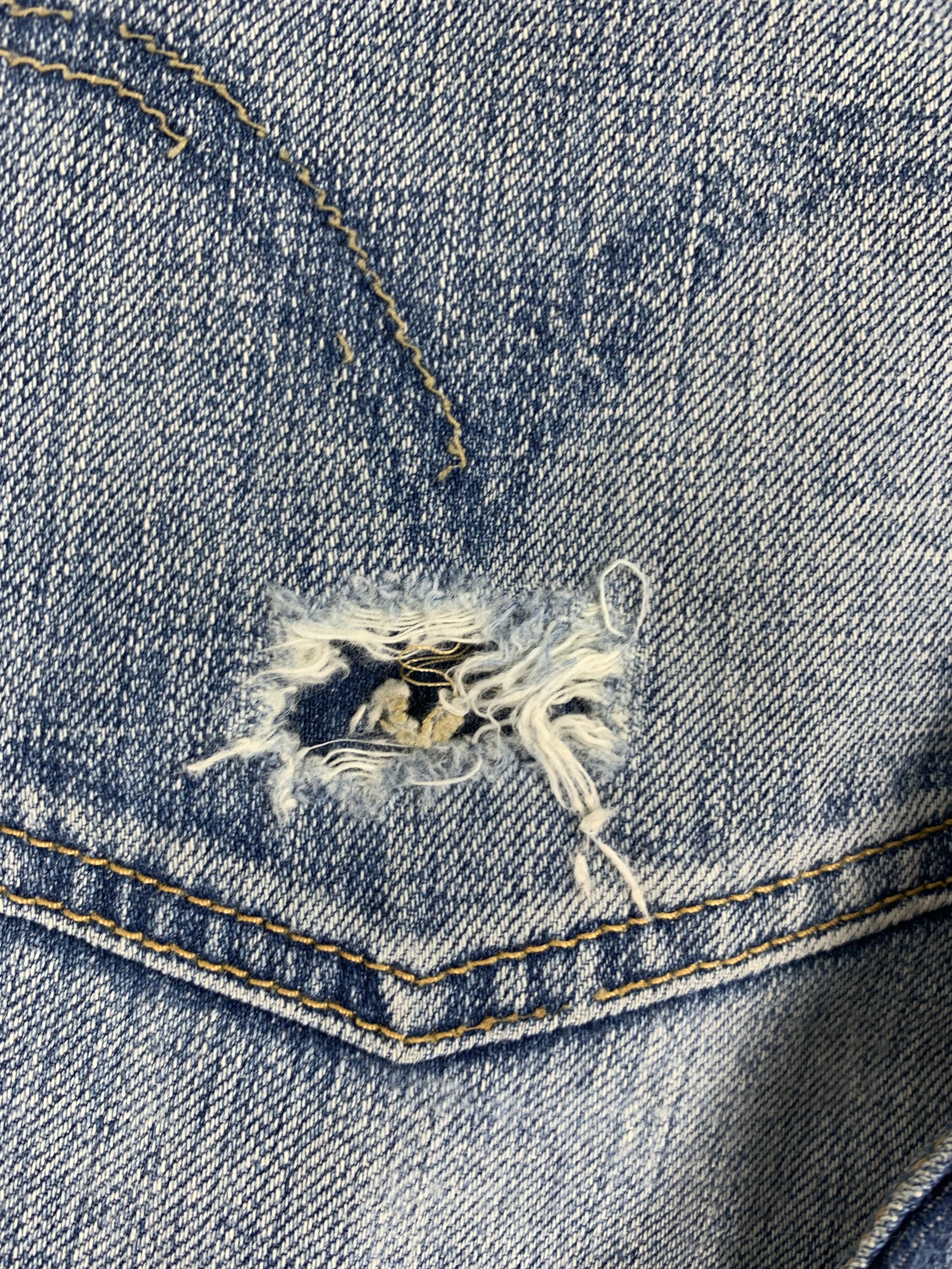 Levi's Vintage LEVI'S 501 Distressed Faded Jeans P0067 Size US 34 / EU 50 - 14 Thumbnail