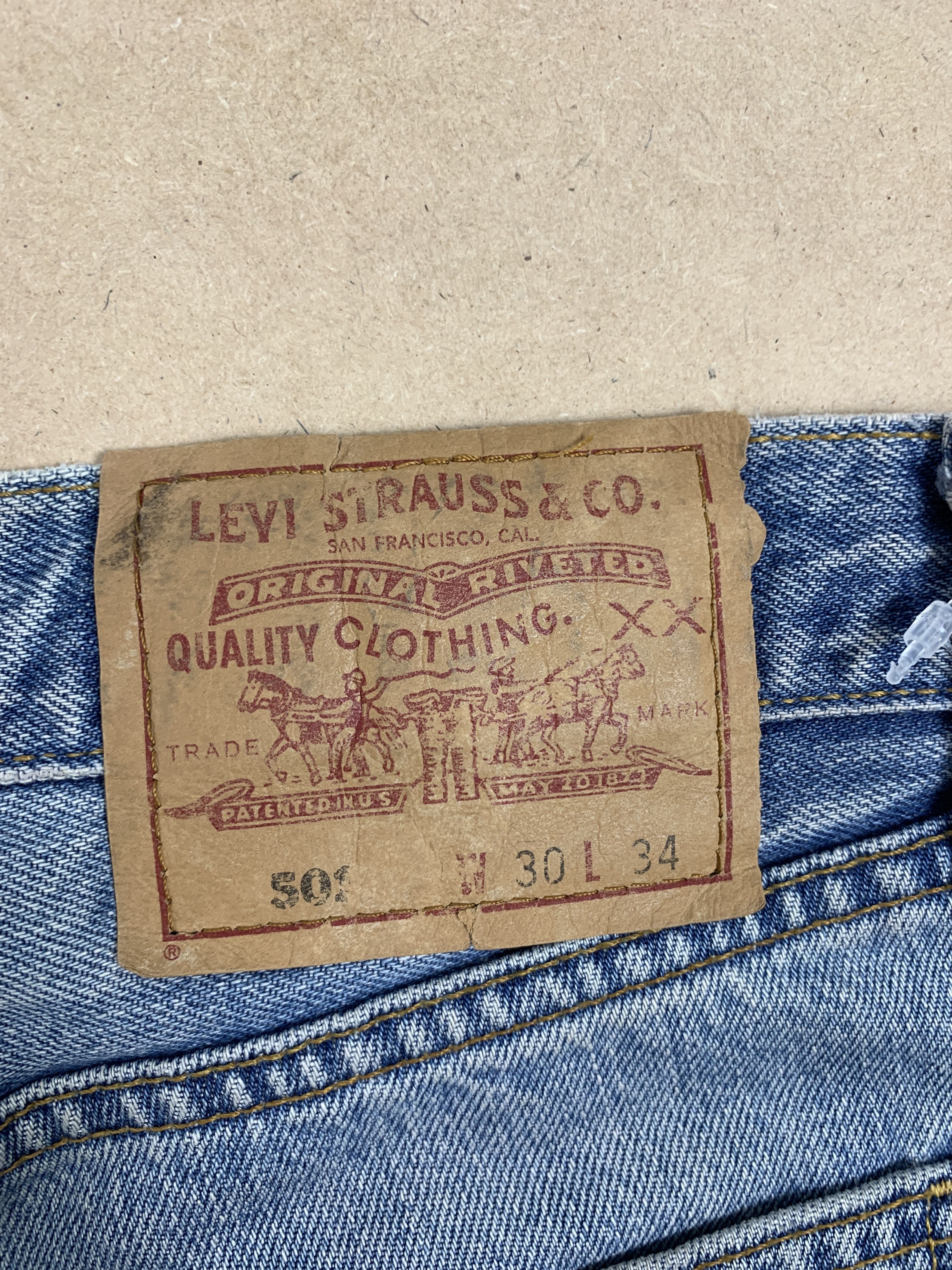 Levi's Vintage 90s LEVI'S 501 Faded Jeans P0112 Size US 32 / EU 48 - 7 Thumbnail
