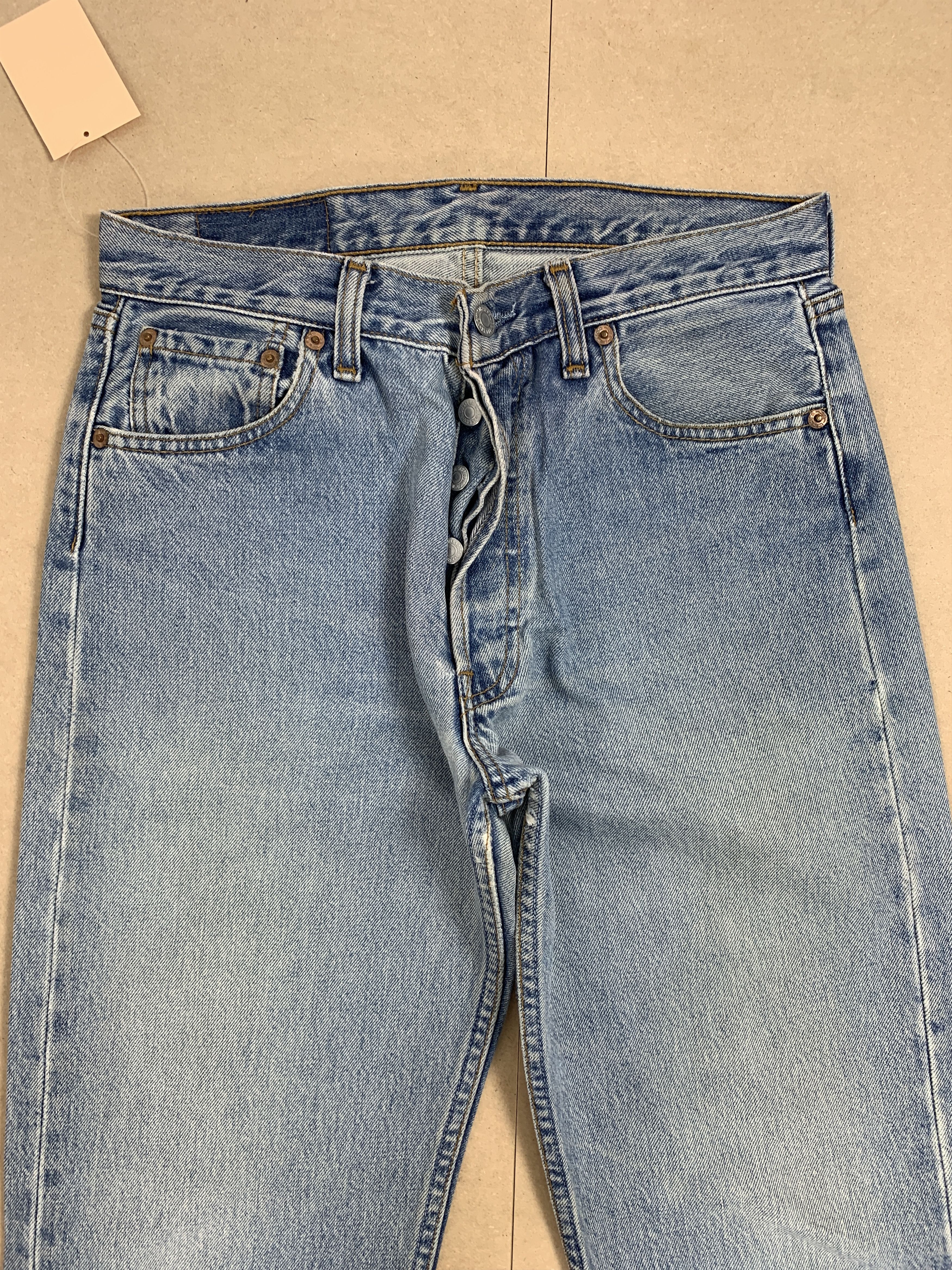 Levi's Vintage 90s LEVI'S 501 Faded Jeans P0112 Size US 32 / EU 48 - 2 Thumbnail