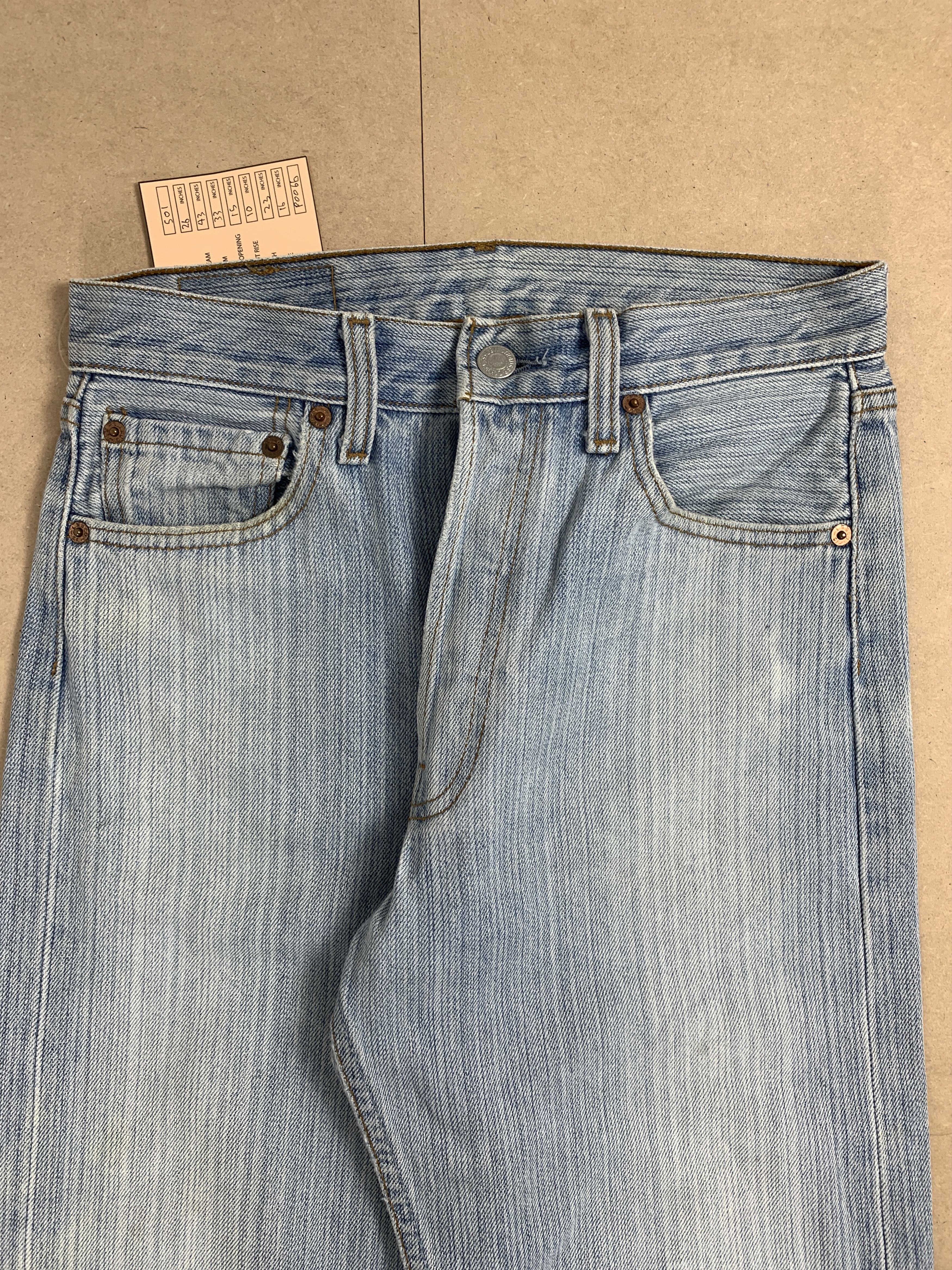 Levi's × Vintage Vintage LEVI'S 501 Distressed Faded Light wash Jeans Size US 26 / EU 42 - 3 Thumbnail