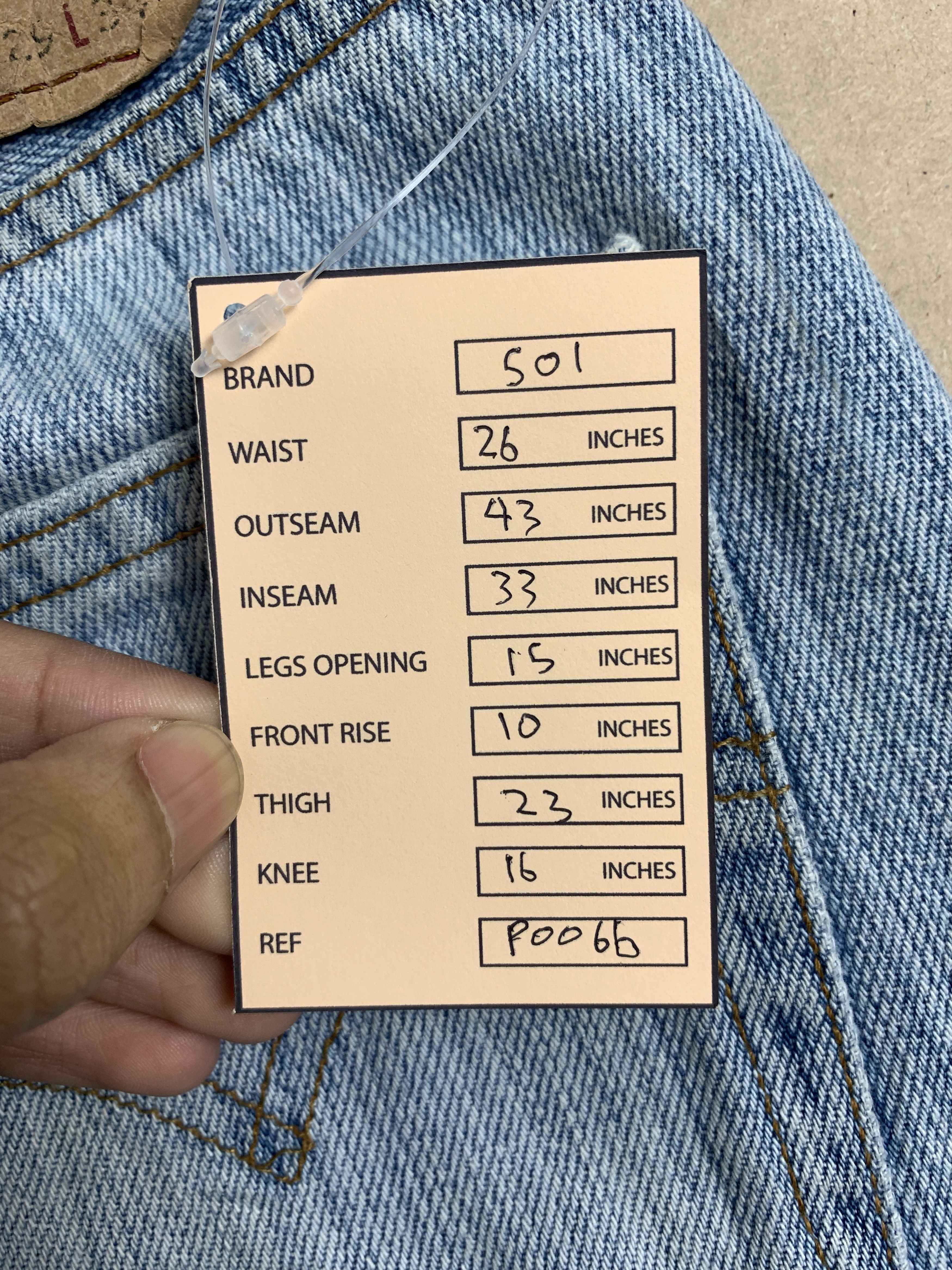 Levi's × Vintage Vintage LEVI'S 501 Distressed Faded Light wash Jeans Size US 26 / EU 42 - 16 Thumbnail