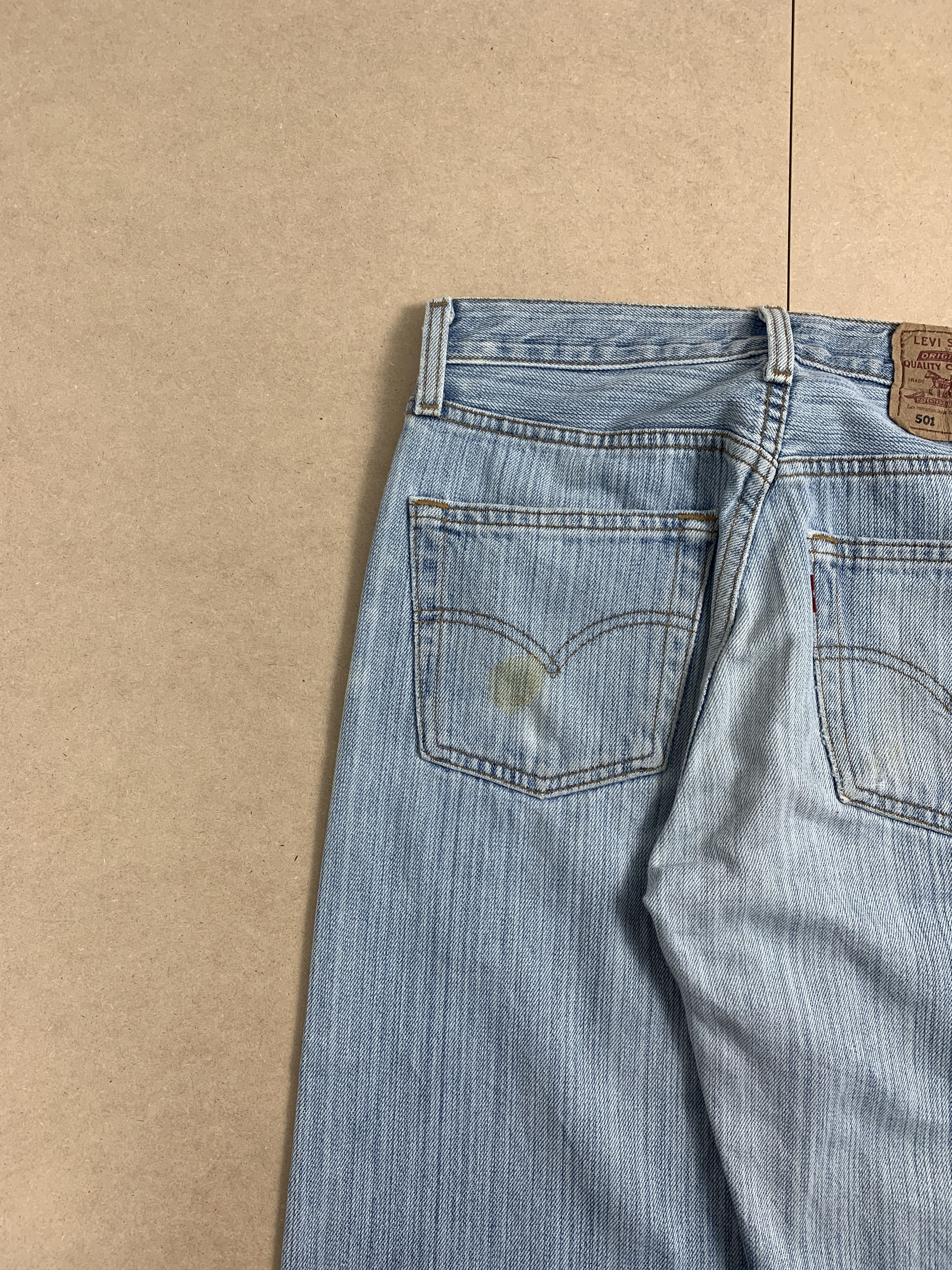 Levi's × Vintage Vintage LEVI'S 501 Distressed Faded Light wash Jeans Size US 26 / EU 42 - 13 Thumbnail