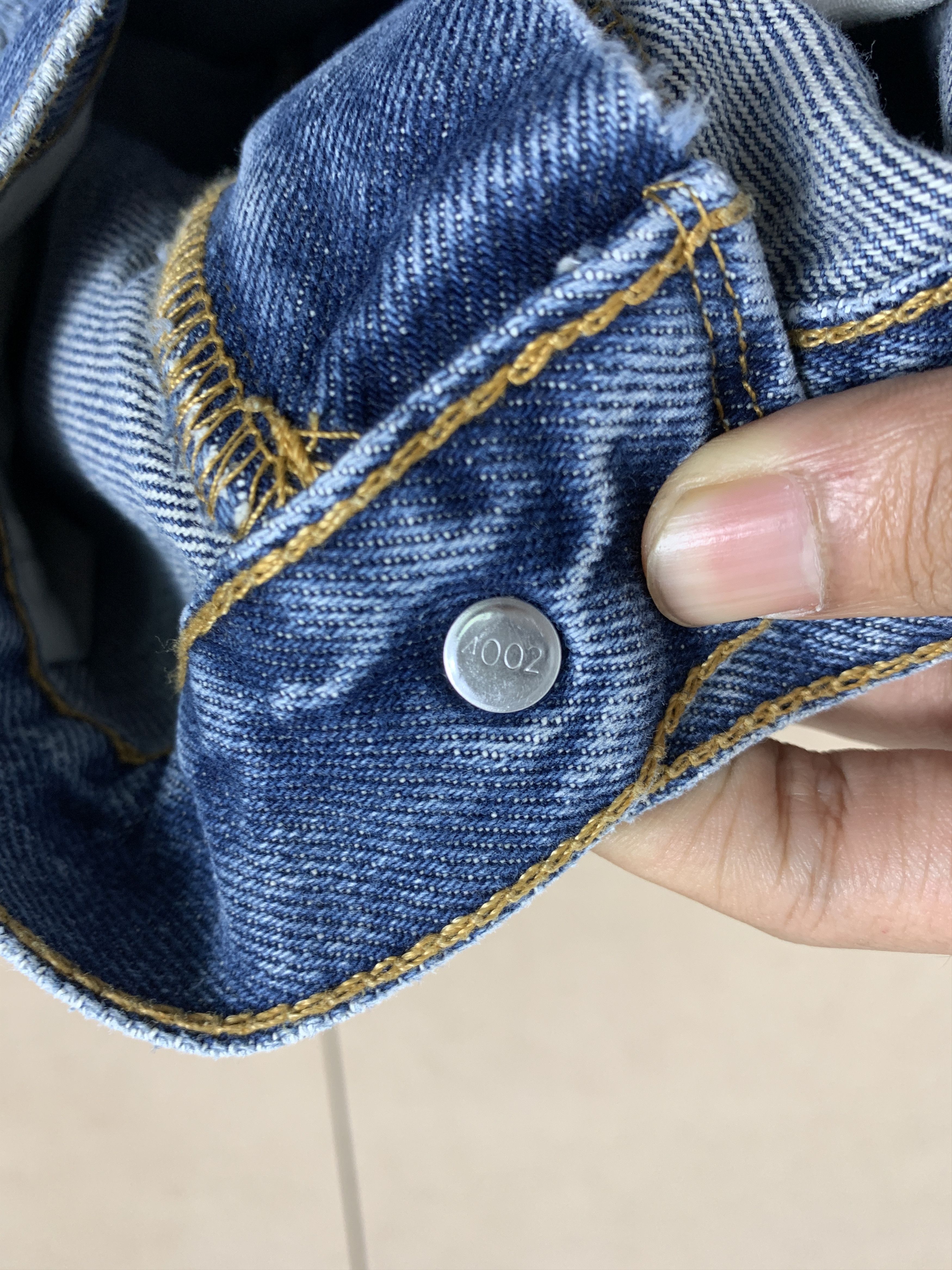 Levi's Vintage LEVI'S 517 Flared Bootcut Distressed Jeans P0360 Size US 36 / EU 52 - 18 Thumbnail