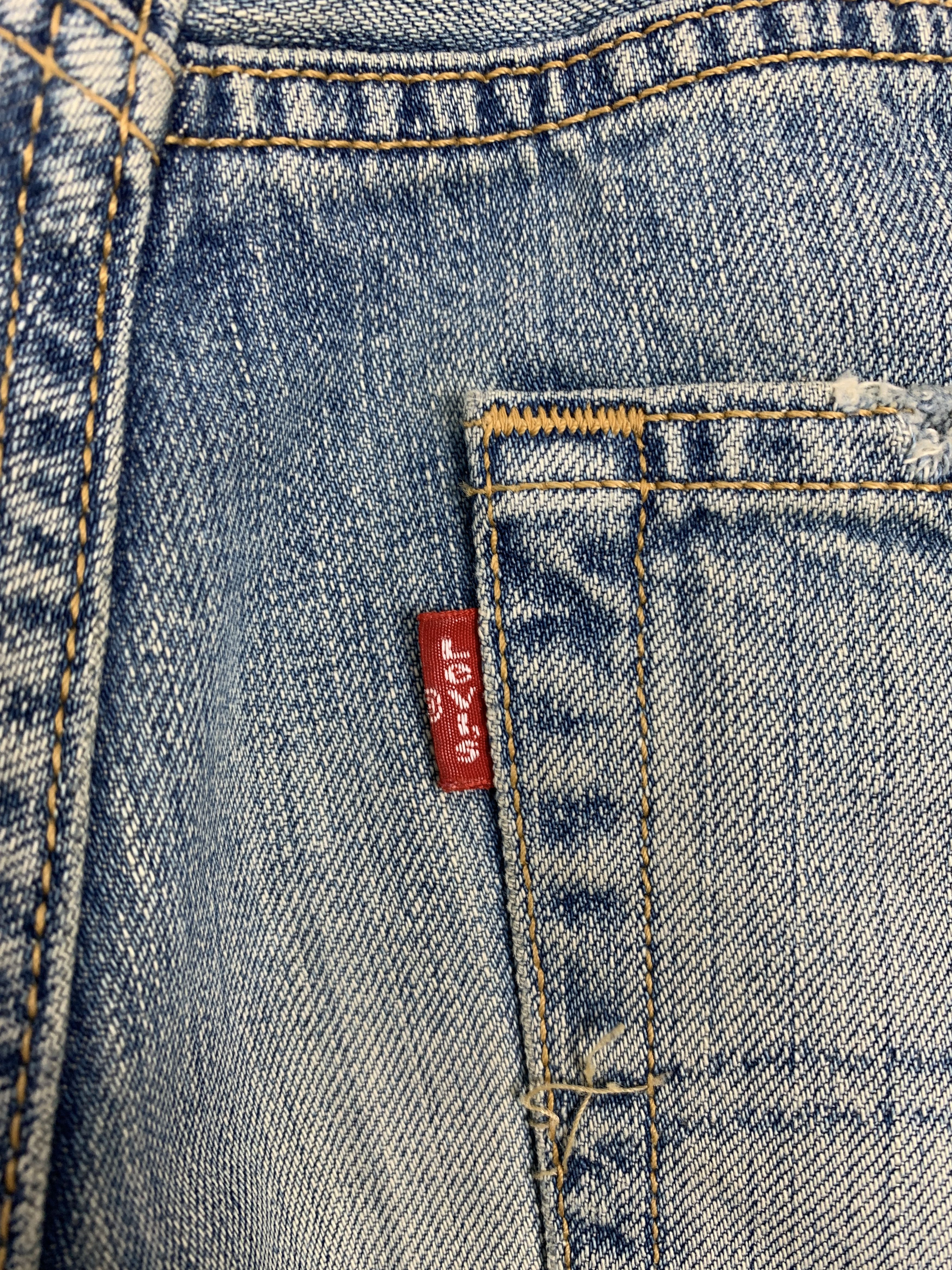 Levi's Vintage Y2K LEVI'S 501 Distressed Faded Mid Wash Jeans P0129 Size US 30 / EU 46 - 11 Thumbnail