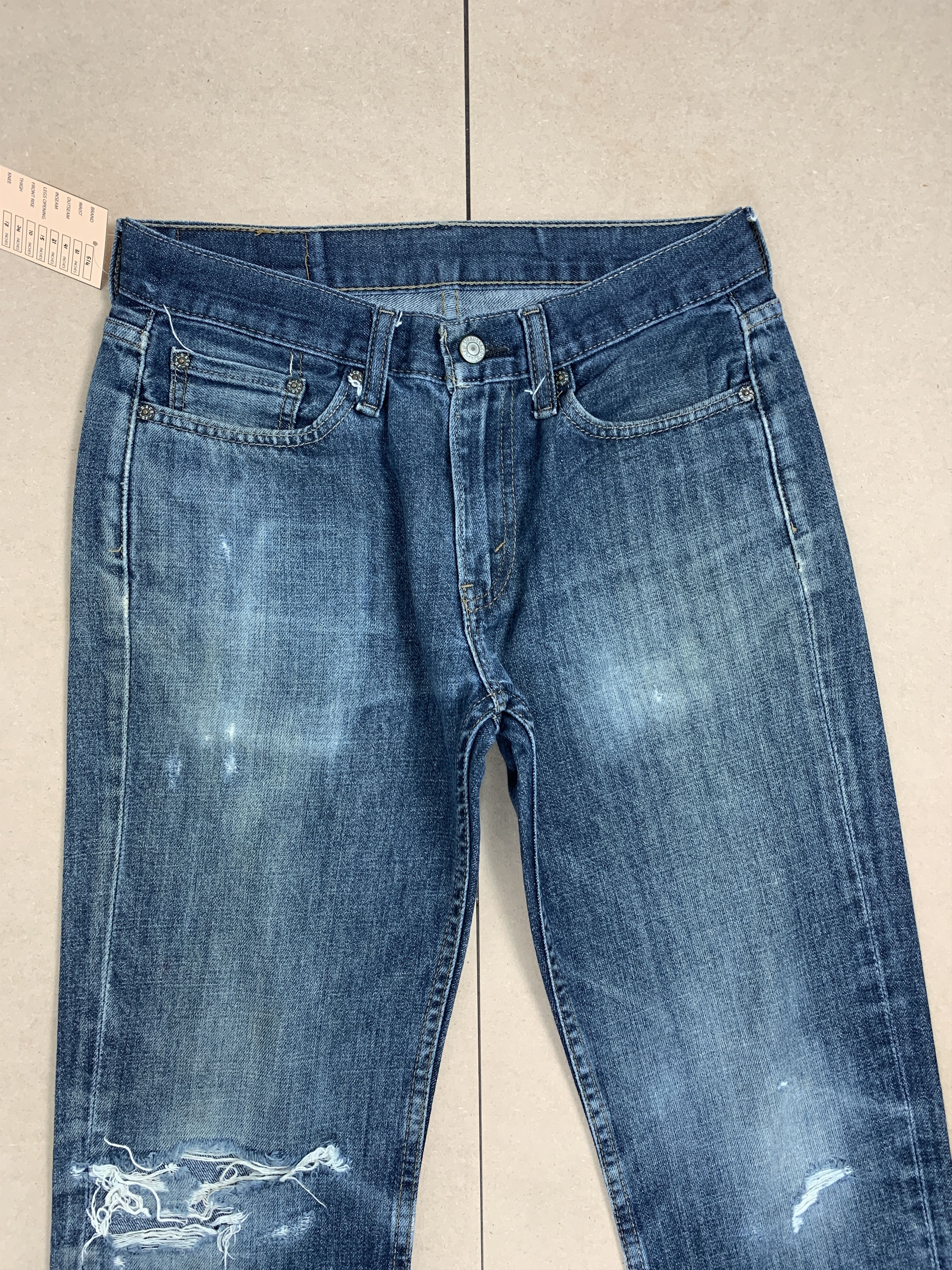 Levi's × Vintage Vintage Levis 514 Distressed Faded Mid Wash Jeans Size US 31 - 2 Thumbnail