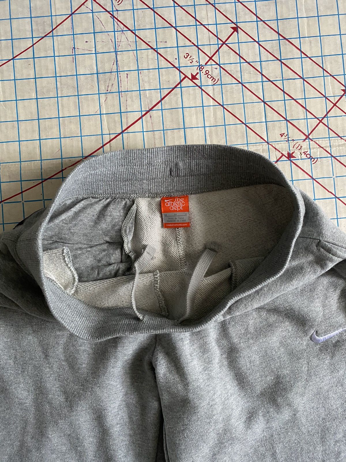 Nike Nike Sweat Pants Small Swoosh Heather Grey Size Medium Size US 32 / EU 48 - 6 Thumbnail