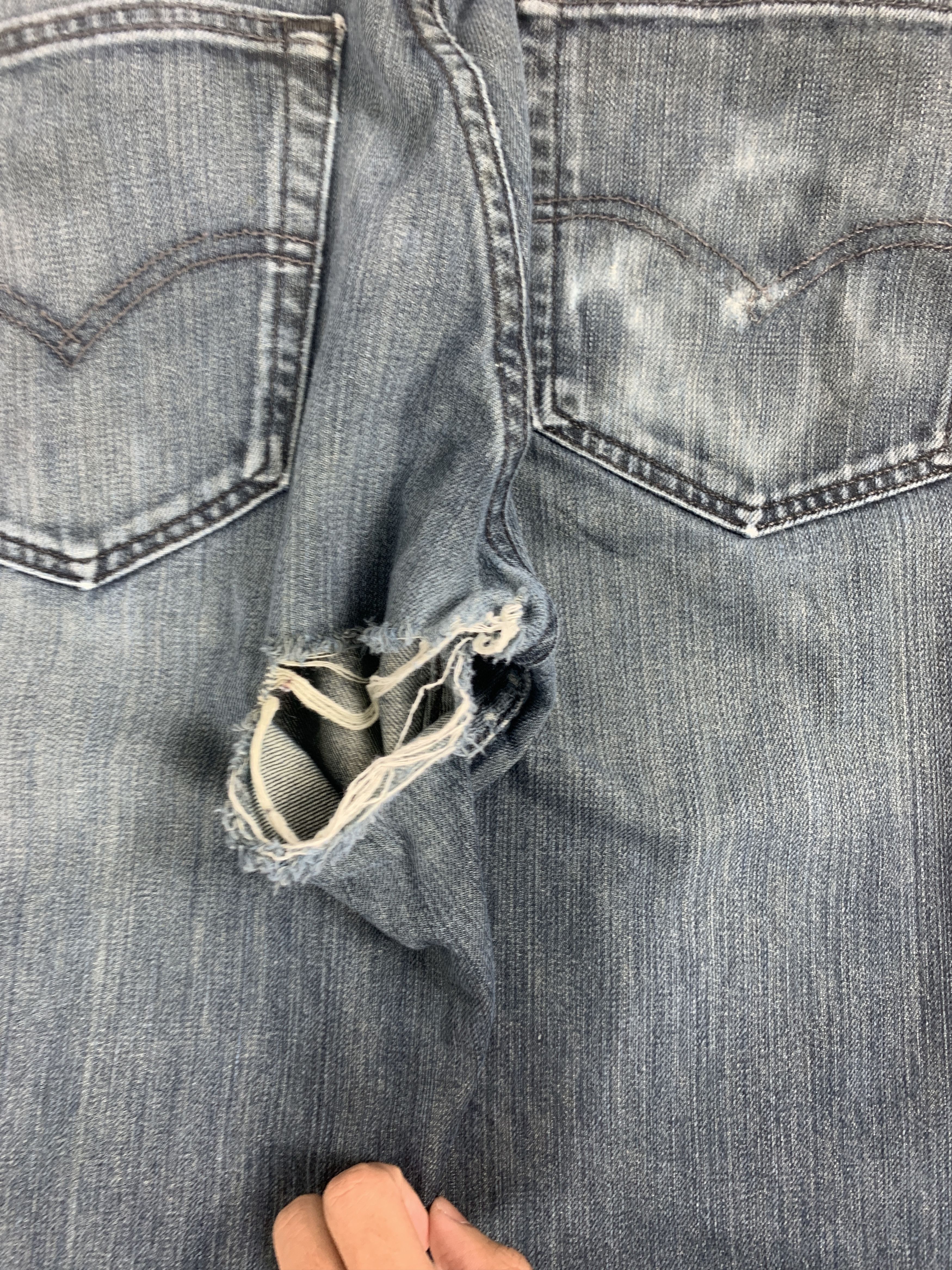 Levi's Vintage LEVIS 527 Distressed Flared Bootcut Jeans P0051 Size US 32 / EU 48 - 9 Thumbnail
