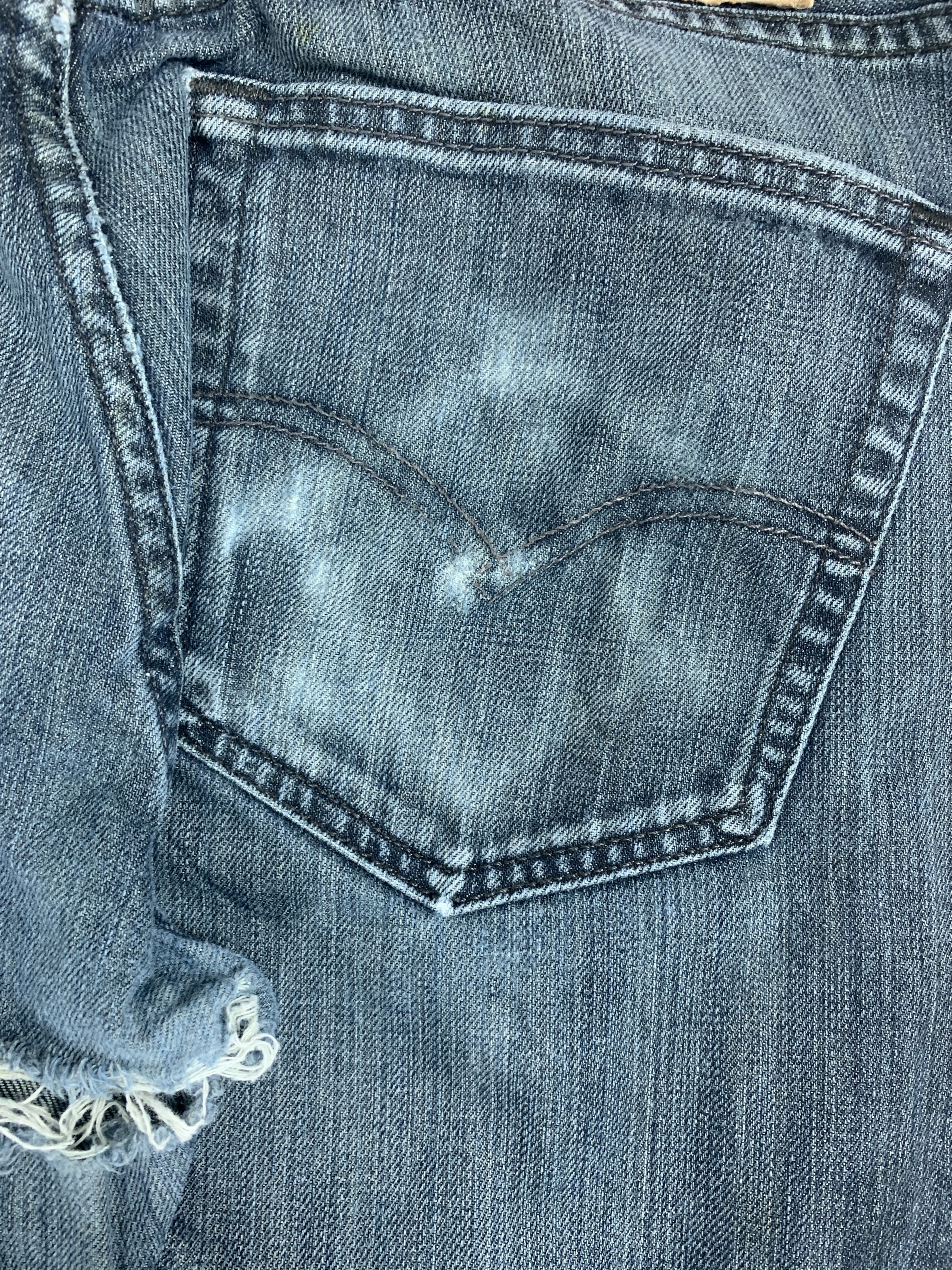 Levi's Vintage LEVIS 527 Distressed Flared Bootcut Jeans P0051 Size US 32 / EU 48 - 8 Thumbnail
