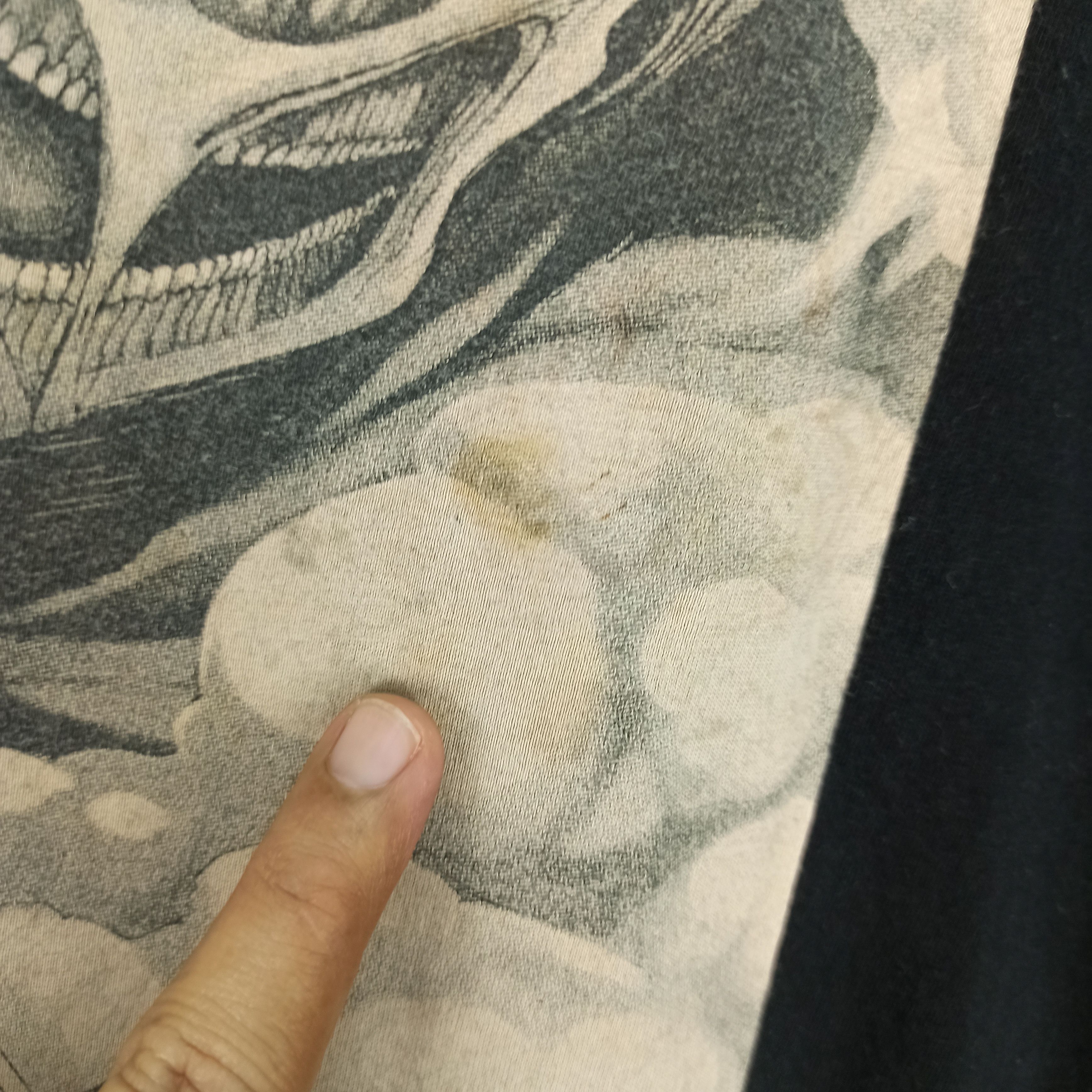 Cartoon Network Rare🔥 Final Seoson Attack on Titan Anime T-shirt X Uniqlo Size US L / EU 52-54 / 3 - 4 Thumbnail