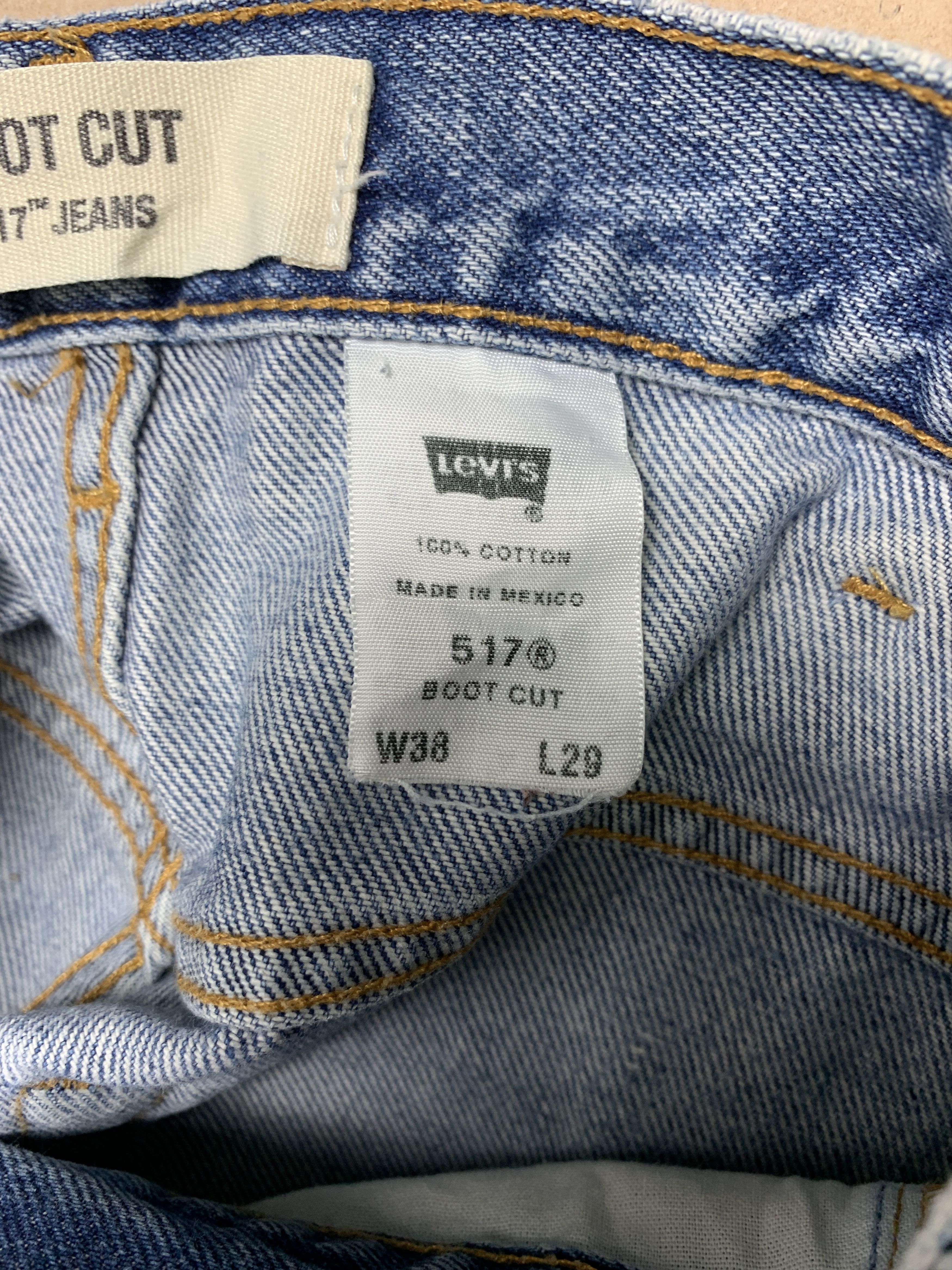 Levi's Vintage LEVI'S 517 Flared BootCut Faded Mid Wash Jeans P0200 Size US 36 / EU 52 - 14 Thumbnail