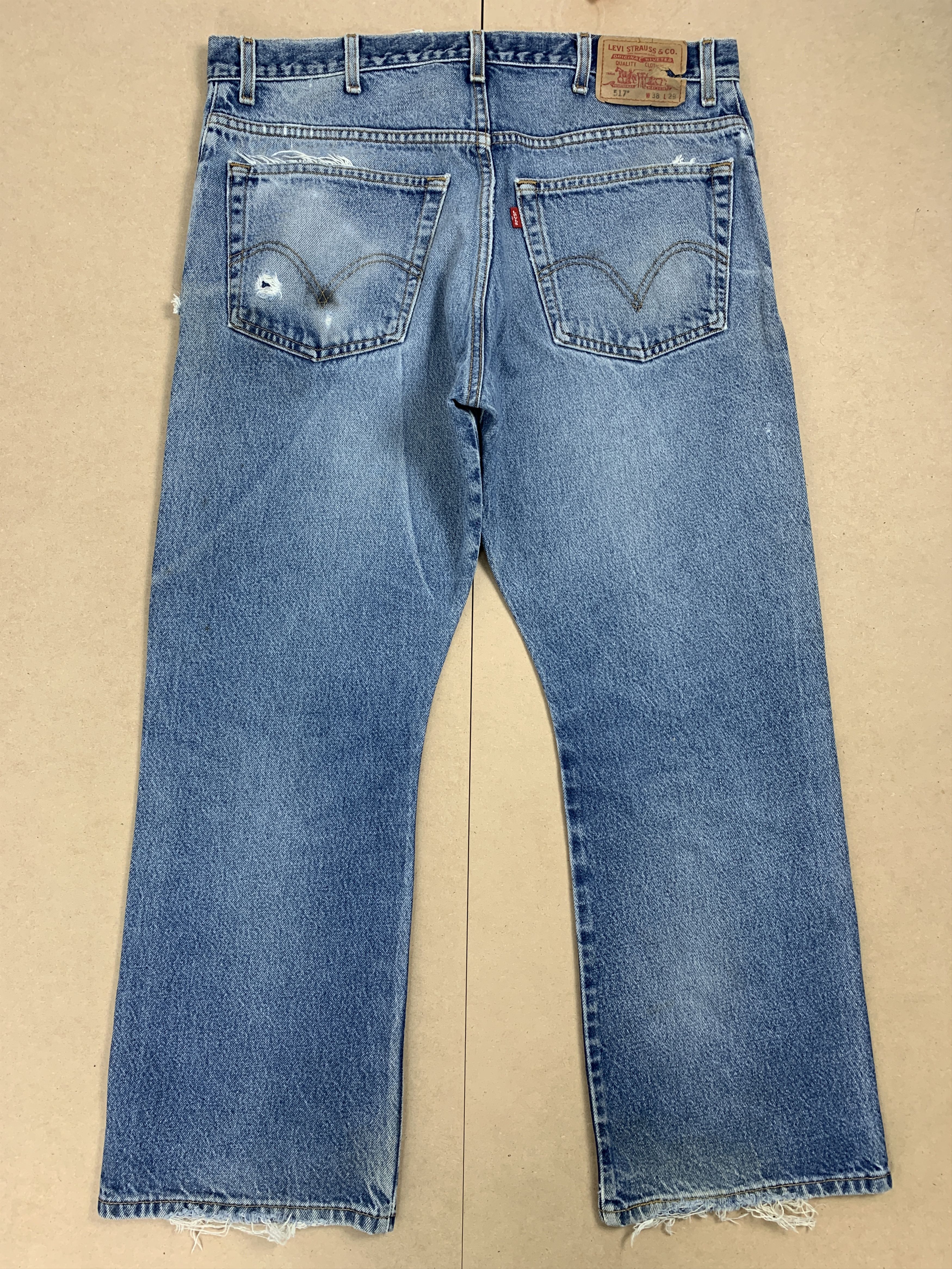 Levi's Vintage LEVI'S 517 Flared BootCut Faded Mid Wash Jeans P0200 Size US 36 / EU 52 - 7 Thumbnail