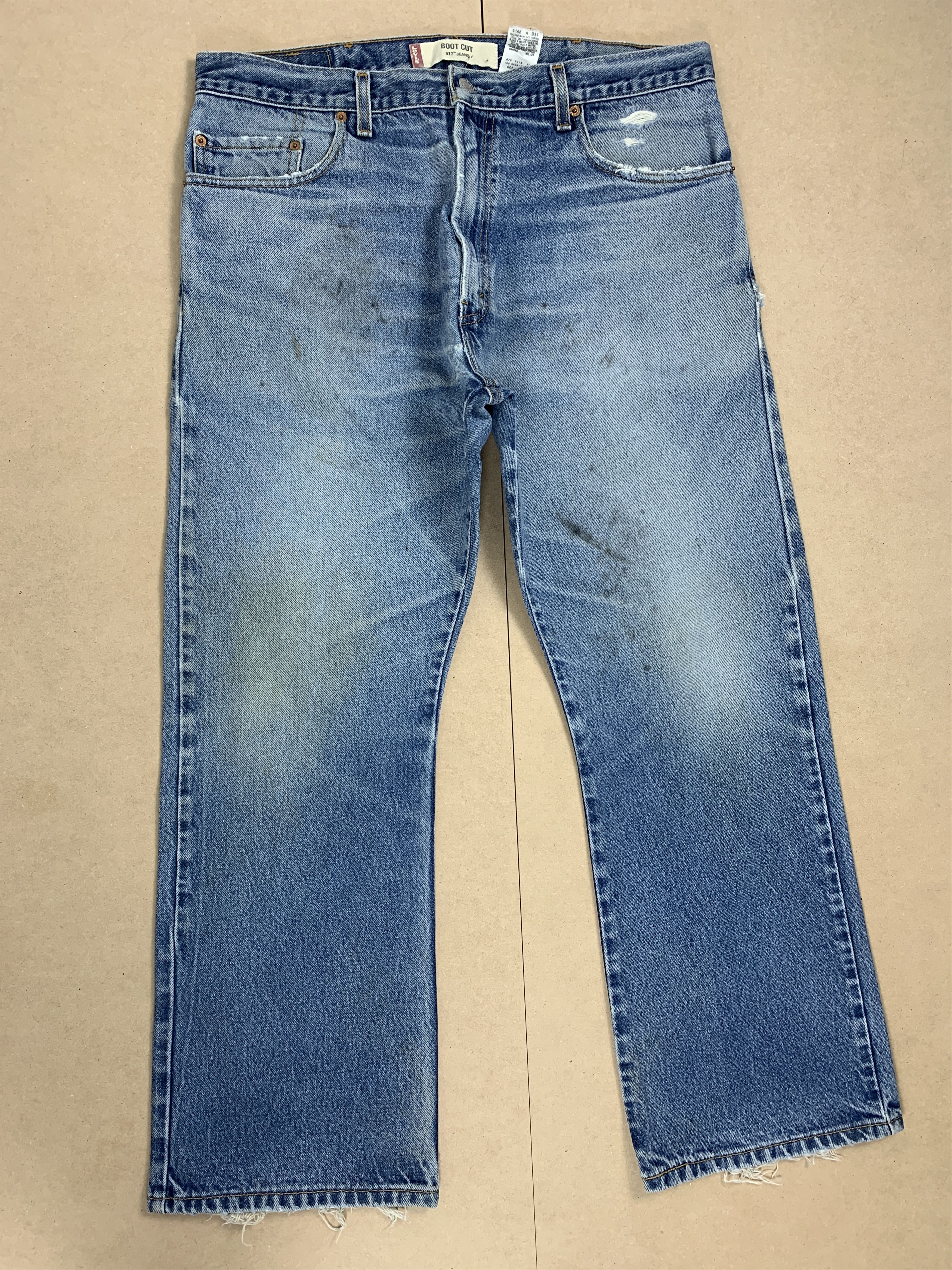 Levi's Vintage LEVI'S 517 Flared BootCut Faded Mid Wash Jeans P0200 Size US 36 / EU 52 - 1 Thumbnail