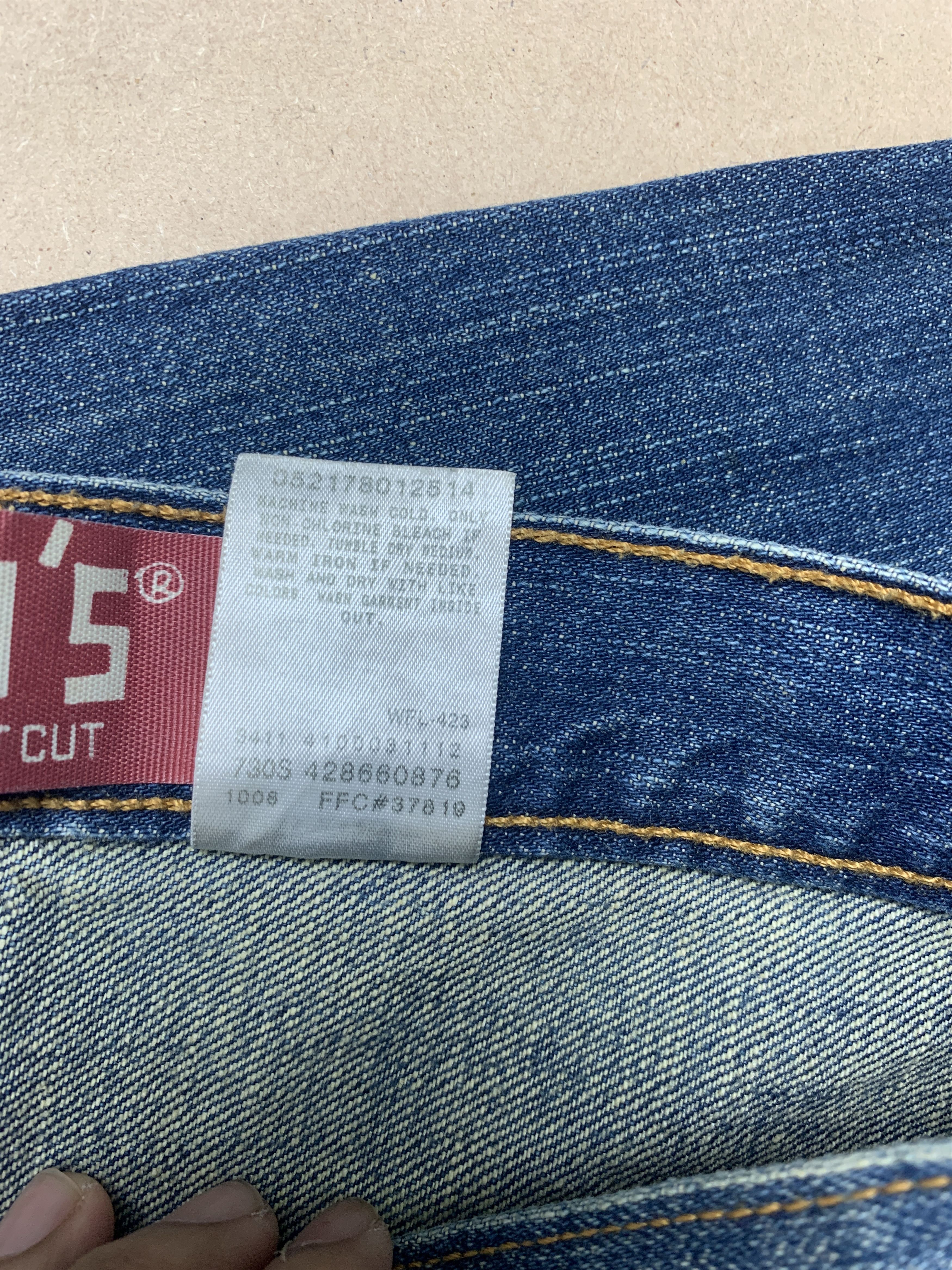 Levi's Vintage LEVI'S 527 BootCut Flared Mid Wash Jeans Size US 28 / EU 44 - 13 Thumbnail