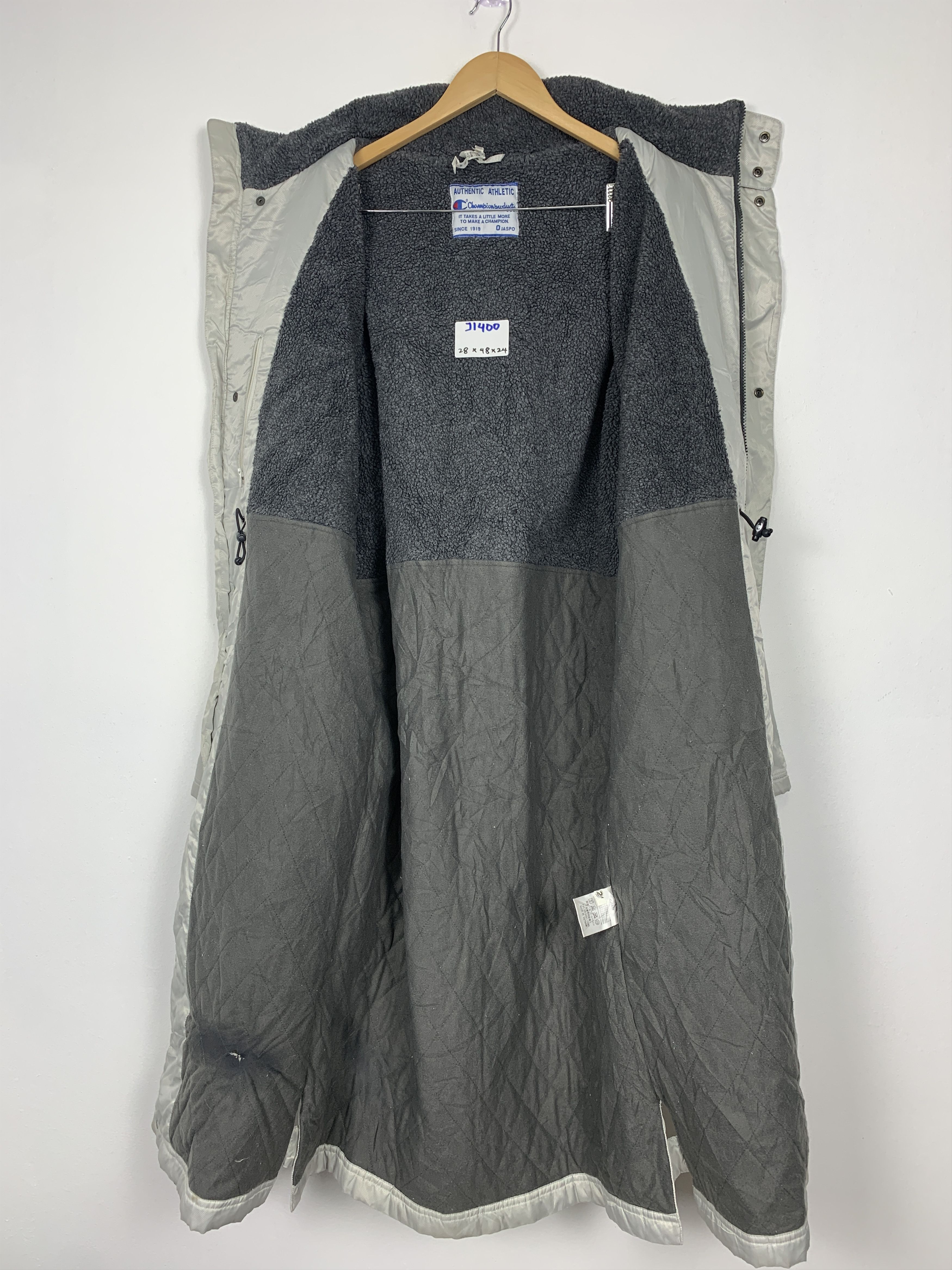 Champion Vintage CHAMPION Fleece Lining Zip Up Long Jacket J1400 Size US XL / EU 56 / 4 - 11 Thumbnail