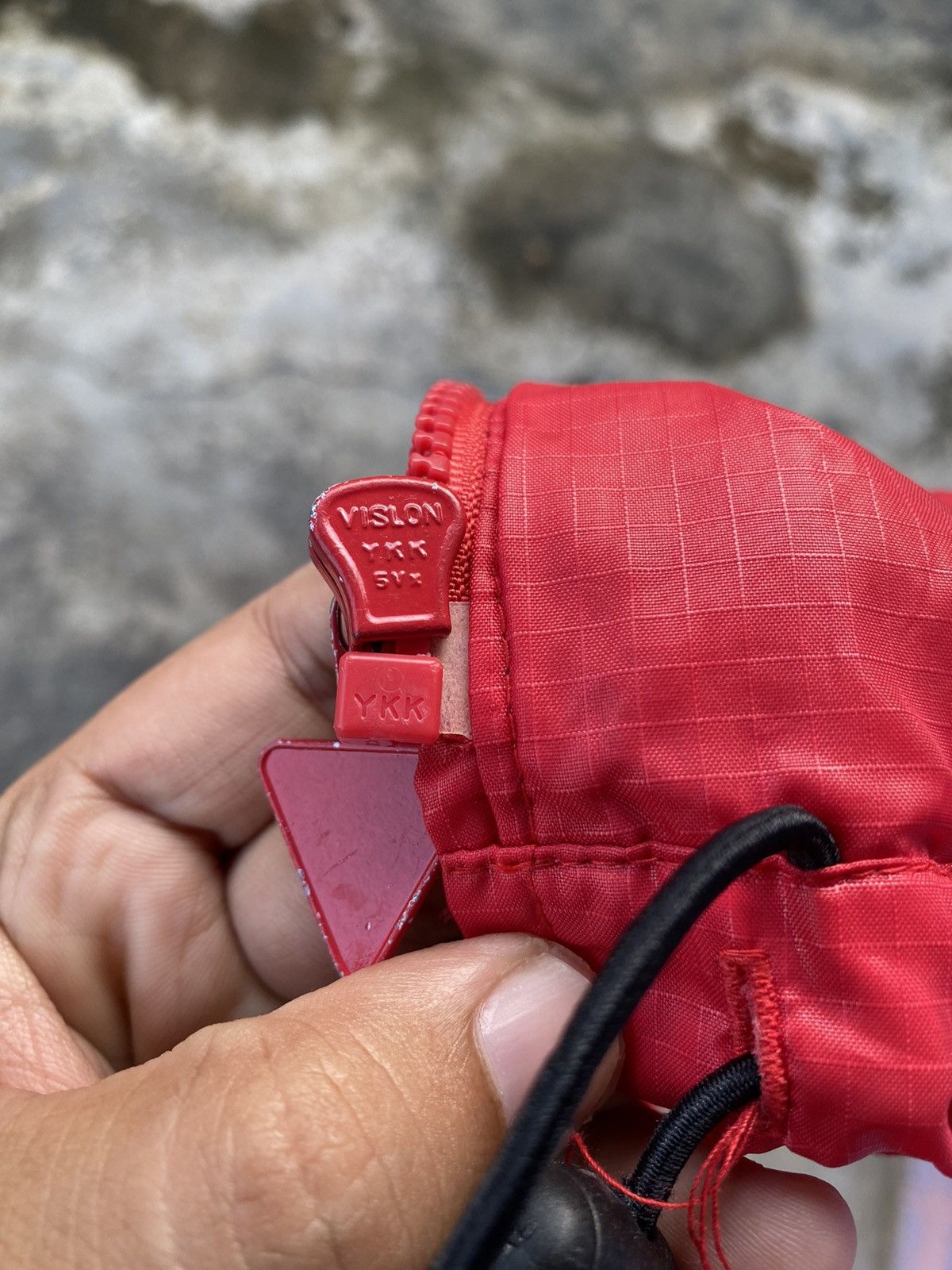 Guess × Vintage Vintage 90s Guess Windbreaker Jacket. #A6 Size US L / EU 52-54 / 3 - 8 Thumbnail