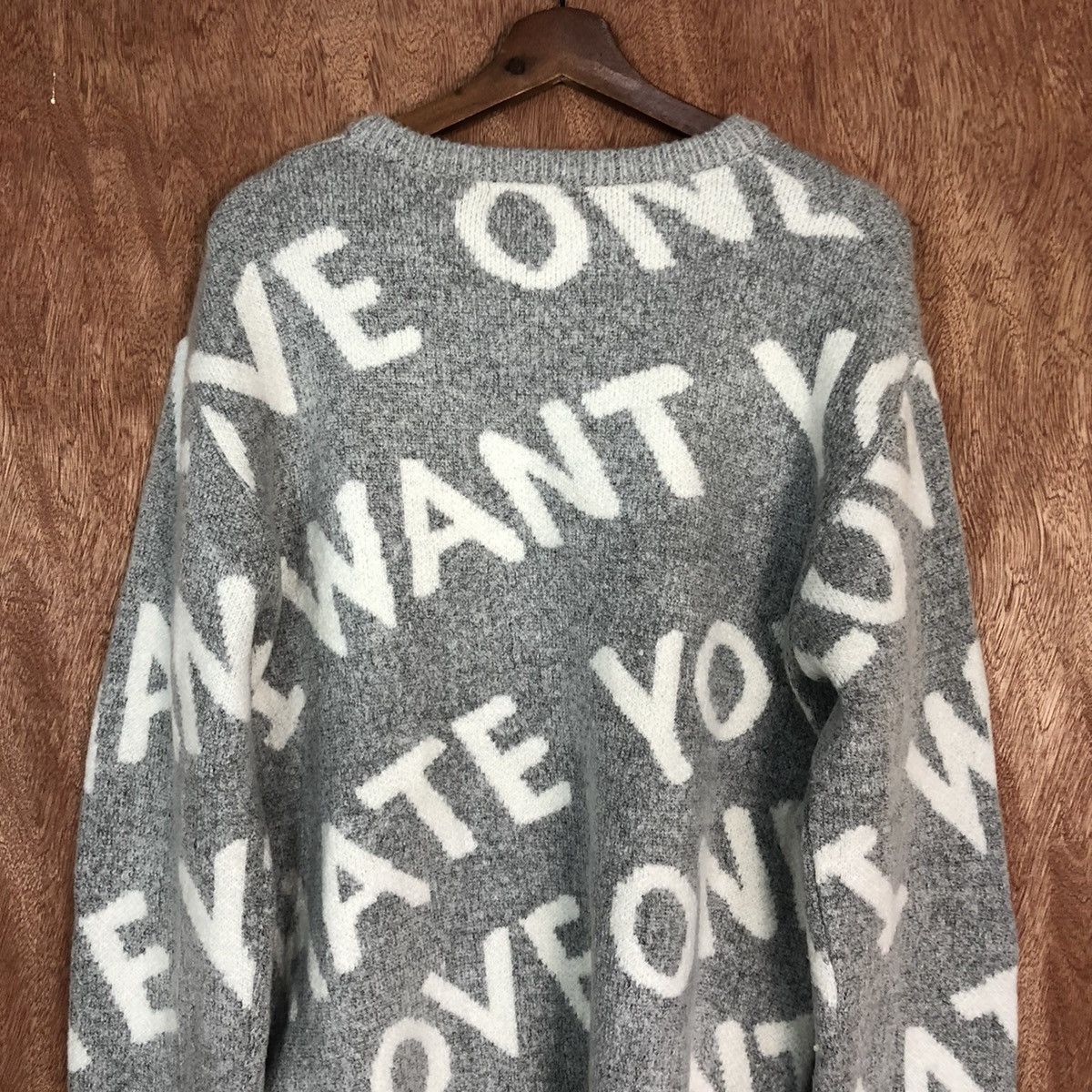 Vintage DL Vampire Weekend Grey full print KNitwear #c749 Size US M / EU 48-50 / 2 - 12 Thumbnail