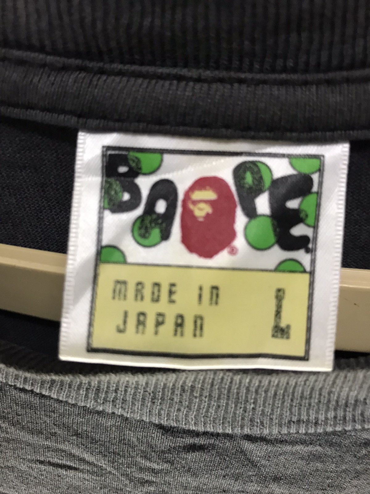 Bape Vintage a bathing ape flame spell camo distressed tshirt Size US L / EU 52-54 / 3 - 4 Thumbnail