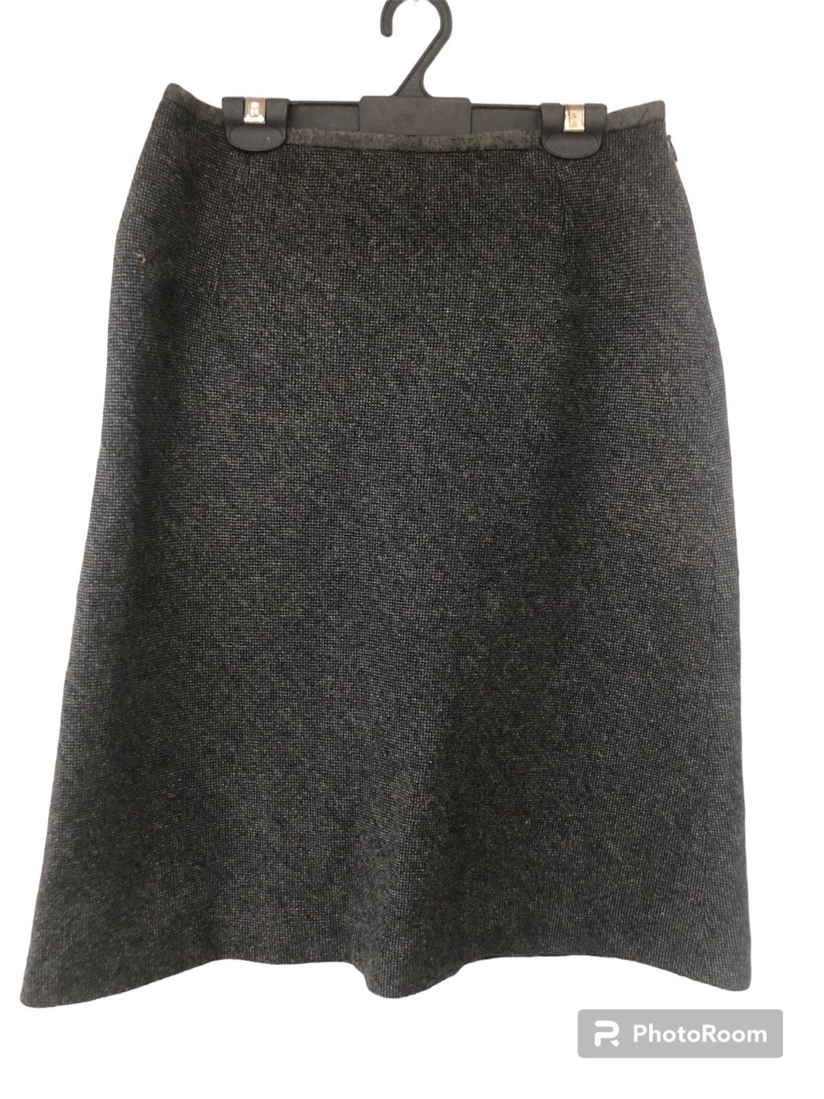 INED Skirt