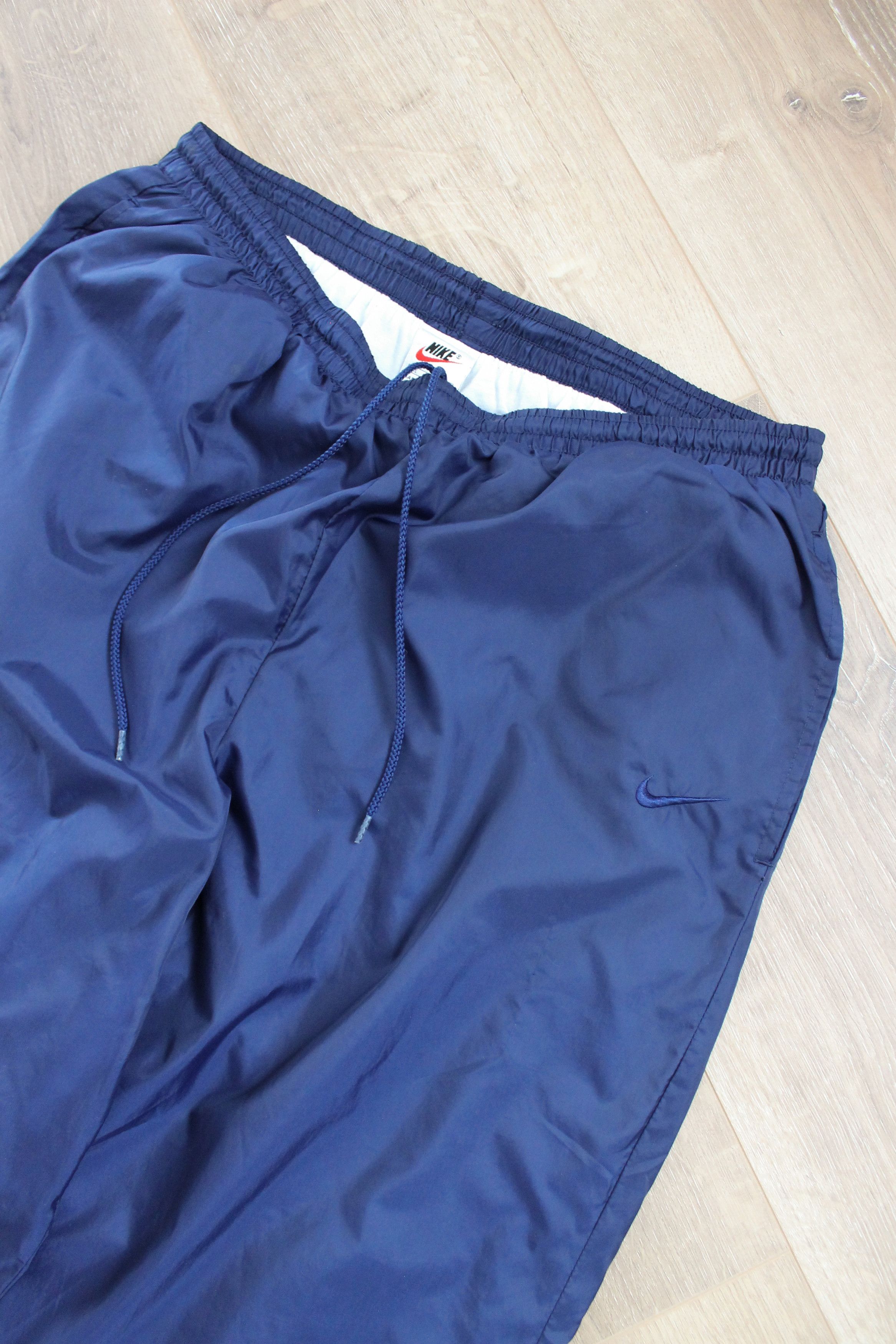 Nike Vintage Nike embroidered swoosh sweatpants Size US 36 / EU 52 - 3 Thumbnail