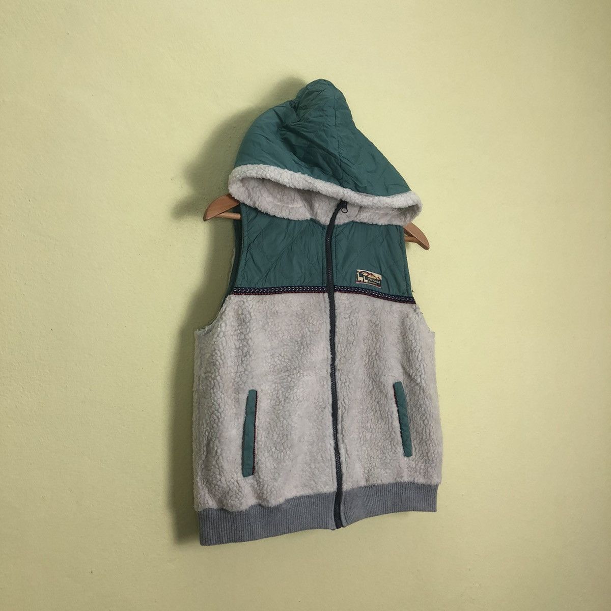 Japanese Brand Top Japanese Brand Titicaca Vest Size US XS / EU 42 / 0 - 3 Thumbnail