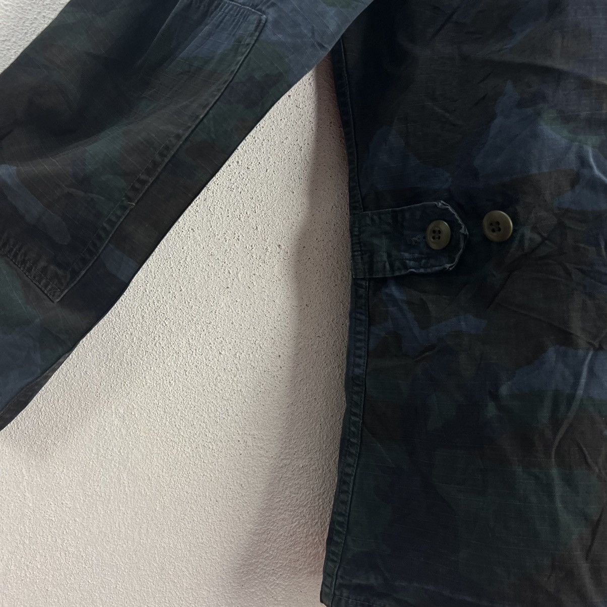 Vintage RARE DESIGN MILITARY ARMY CARGO JACKET CAMO DESIGN POCKET Size US M / EU 48-50 / 2 - 12 Thumbnail