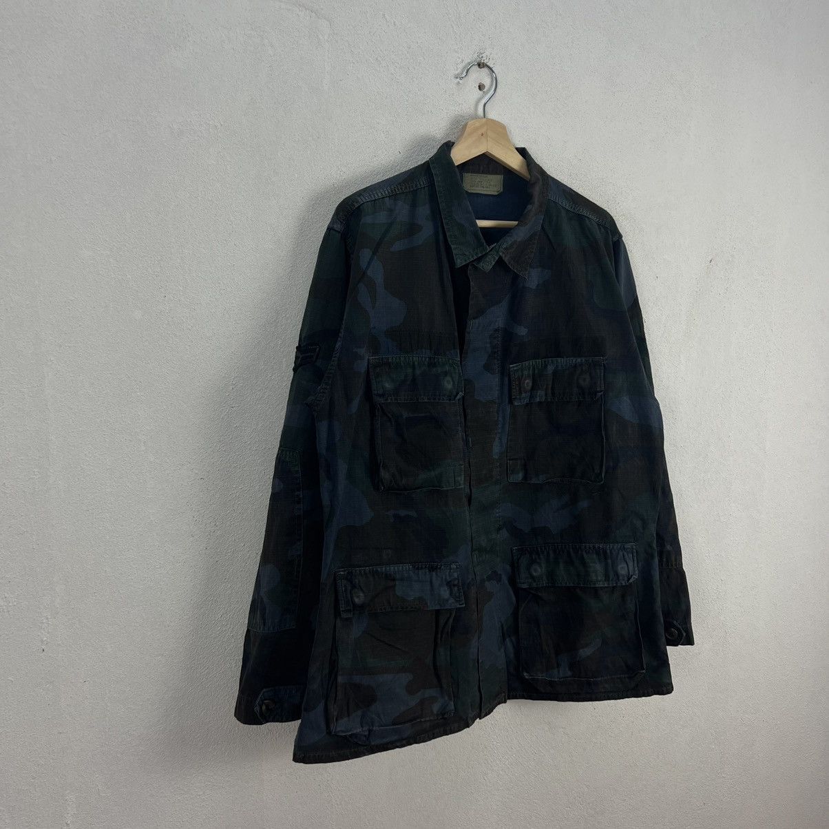 Vintage RARE DESIGN MILITARY ARMY CARGO JACKET CAMO DESIGN POCKET Size US M / EU 48-50 / 2 - 2 Thumbnail