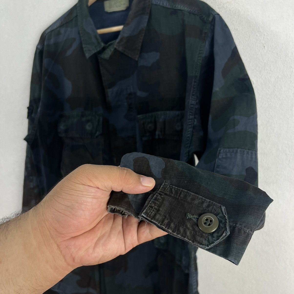 Vintage RARE DESIGN MILITARY ARMY CARGO JACKET CAMO DESIGN POCKET Size US M / EU 48-50 / 2 - 8 Thumbnail