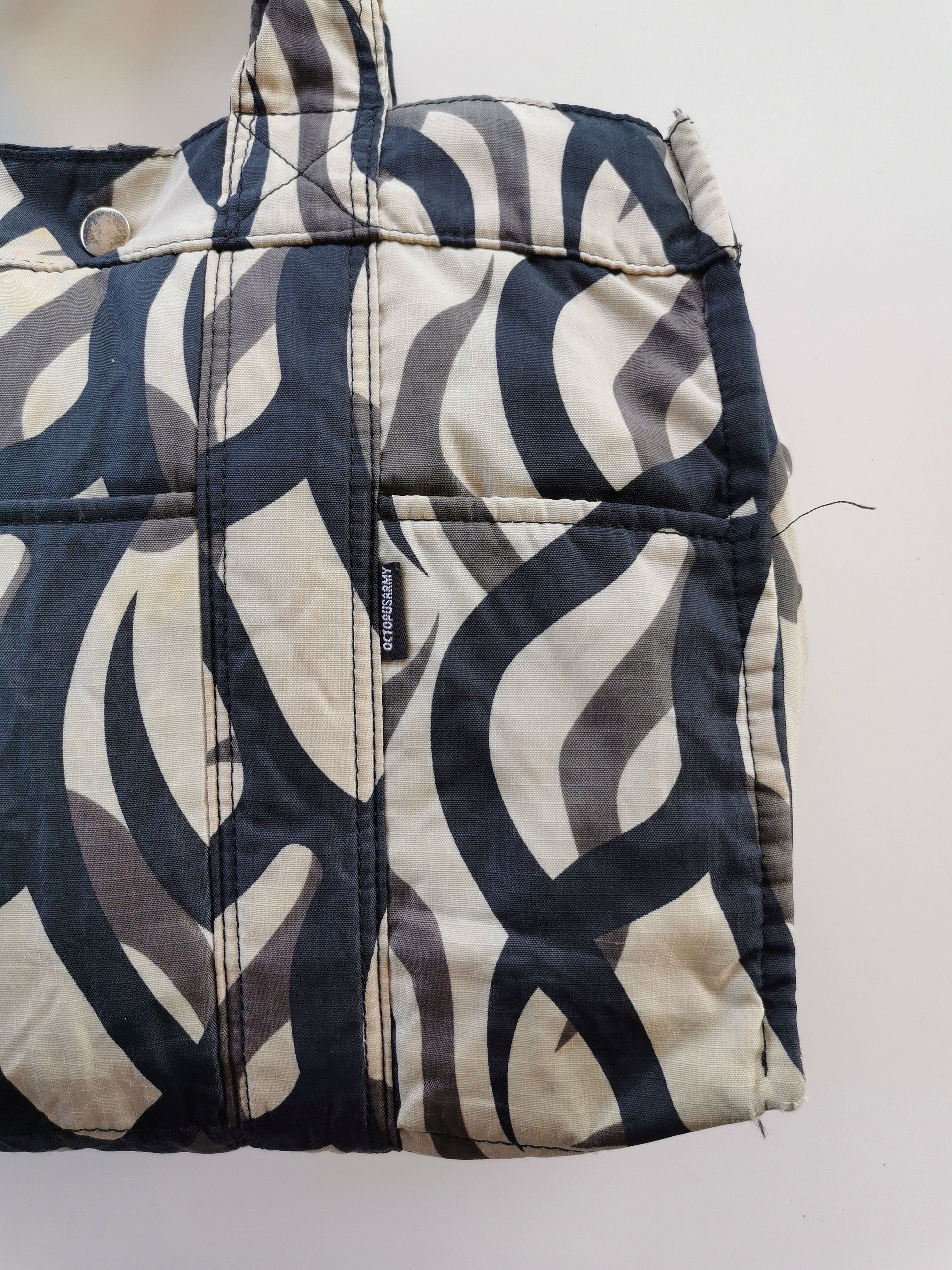 Octopus Octopus Army Japan Camo Tote Bag Size ONE SIZE - 5 Thumbnail