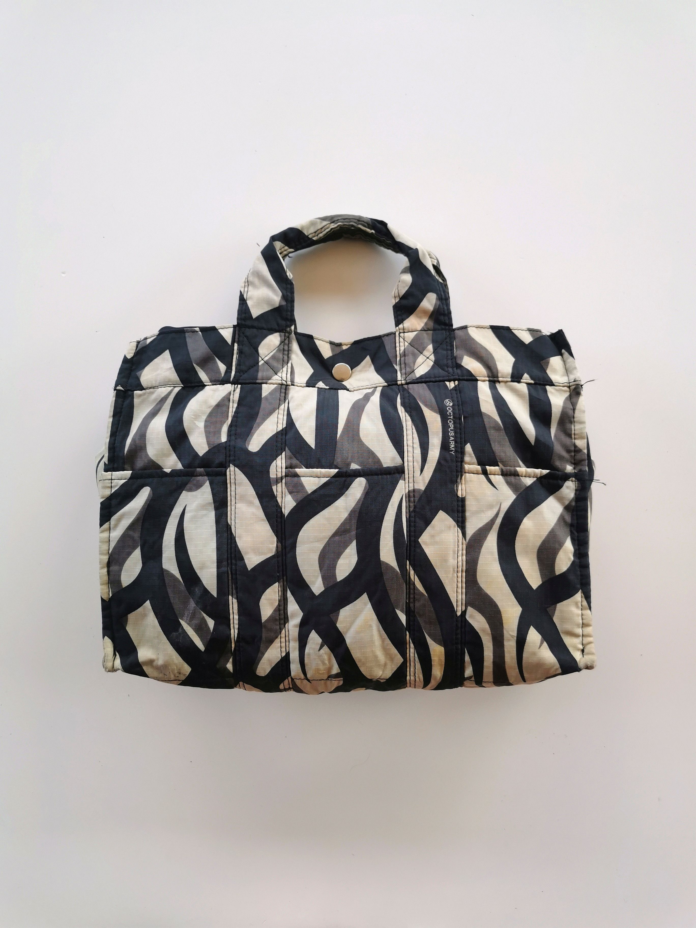 Octopus Octopus Army Japan Camo Tote Bag Size ONE SIZE - 1 Thumbnail