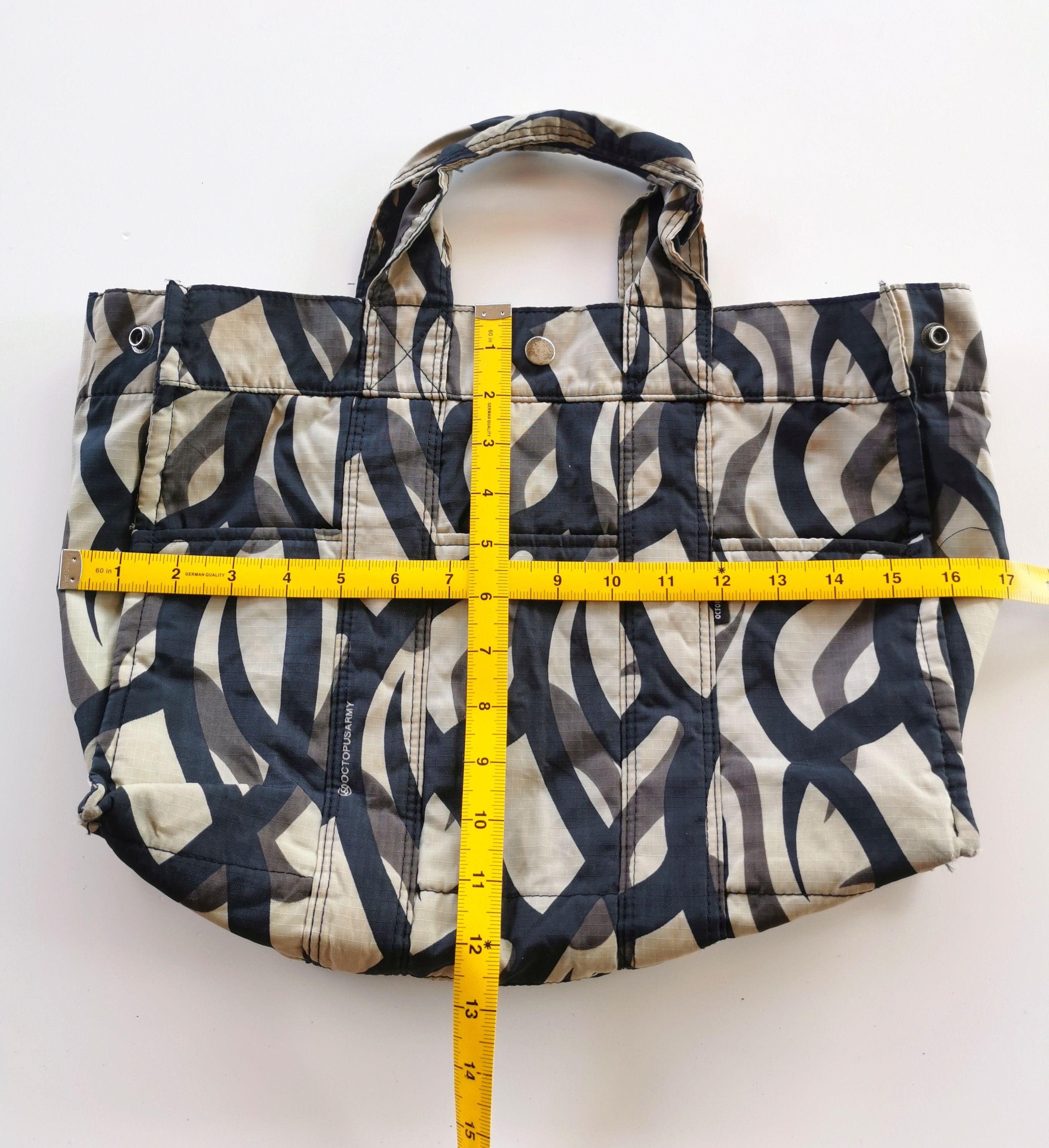 Octopus Octopus Army Japan Camo Tote Bag Size ONE SIZE - 8 Thumbnail