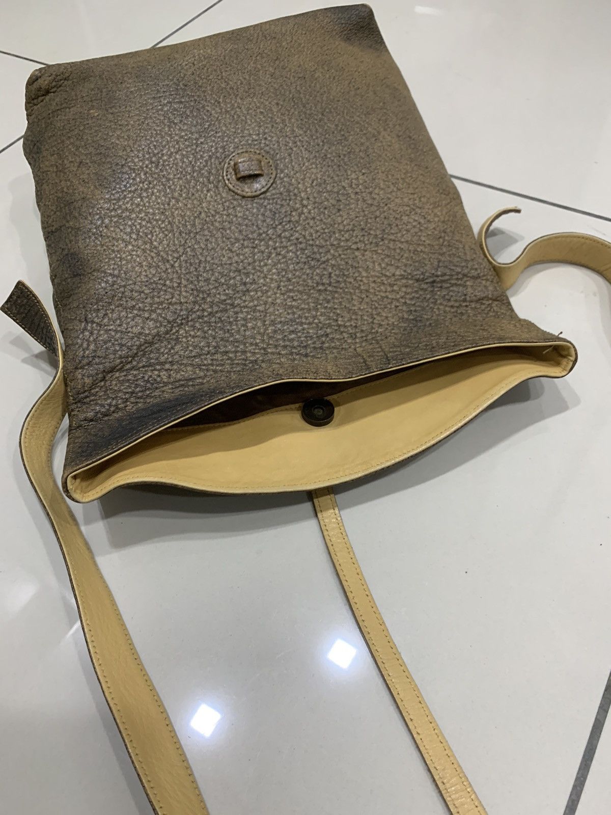 Designer × Japanese Brand MICHIAMO POMODORO GRAIN LEATHER SLING SHOULDER BAG Size ONE SIZE - 8 Thumbnail