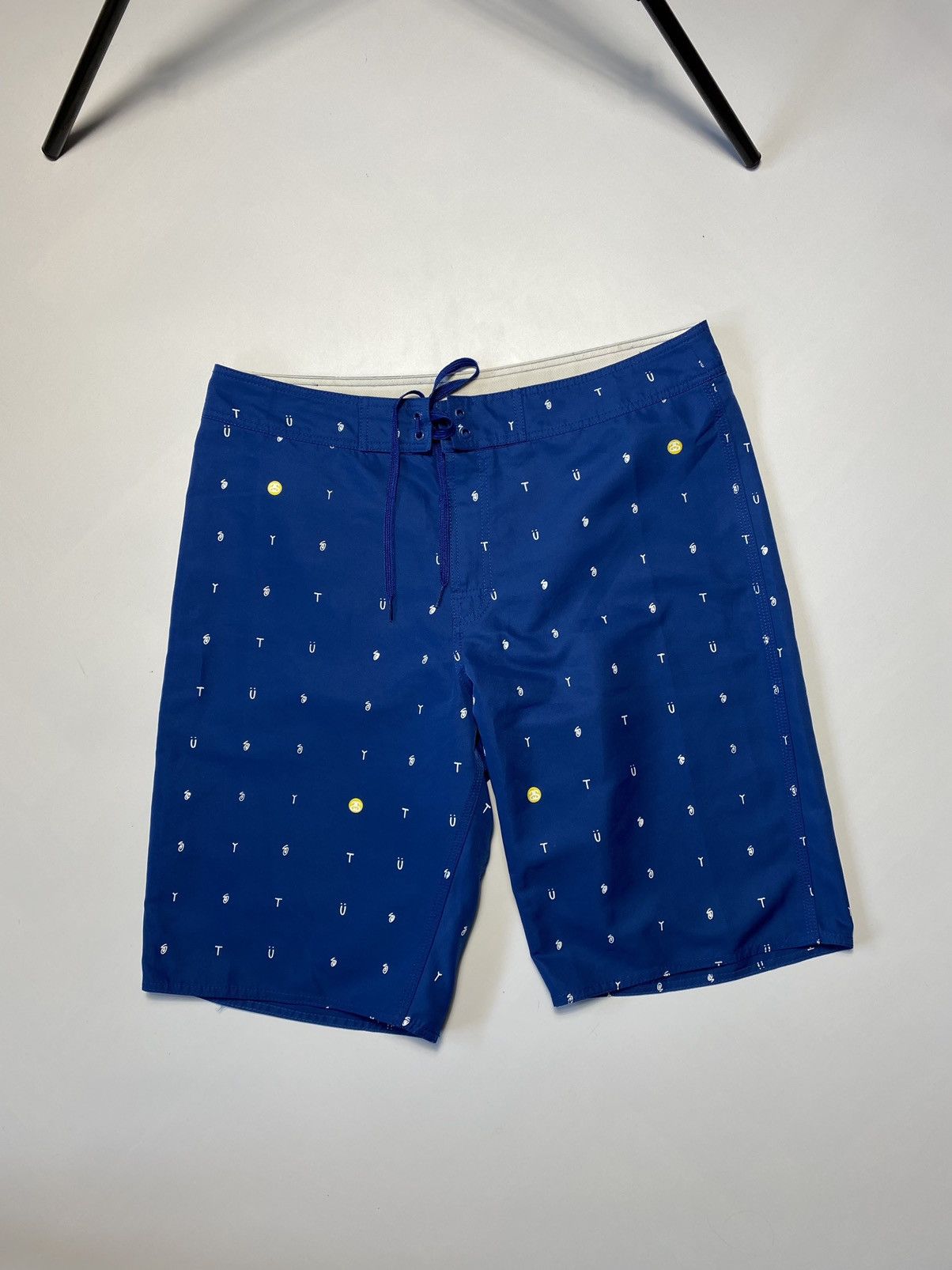 Stussy Vintage Stussy monogram shorts size 36 Size US 36 / EU 52 - 1 Thumbnail