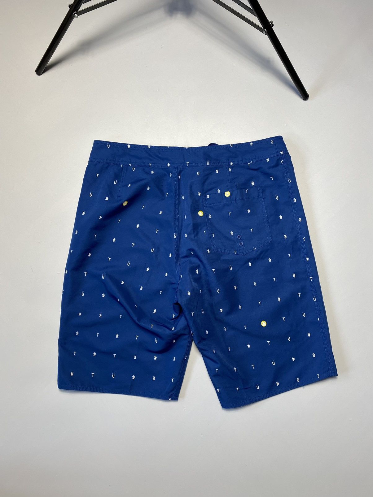 Stussy Vintage Stussy monogram shorts size 36 Size US 36 / EU 52 - 10 Thumbnail