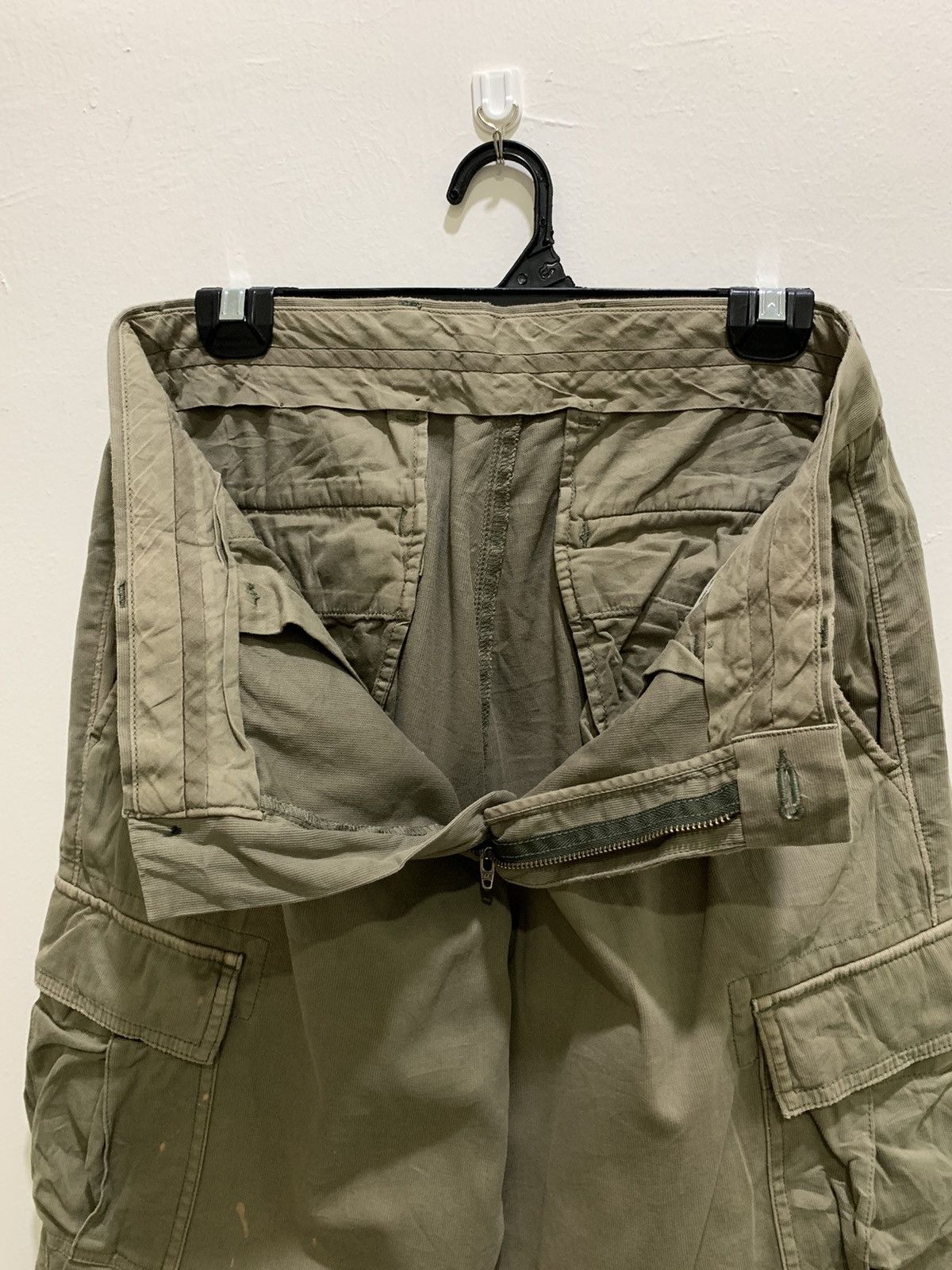 Japanese Brand × Uniqlo UNIQLO Bleach Effect Paint Splatter Style TieDye Cargo Pant Size US 32 / EU 48 - 14 Thumbnail