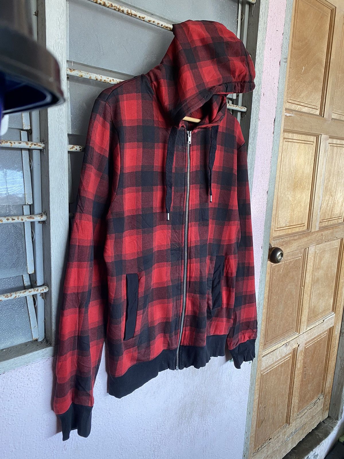 Seditionaries Divided By H&M Red Tartan Hoodies Size US M / EU 48-50 / 2 - 4 Thumbnail