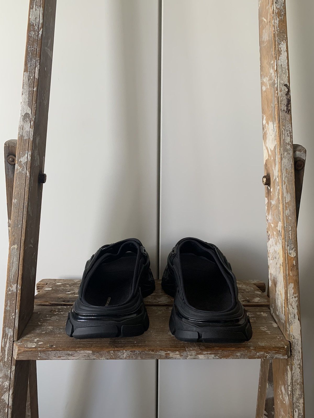 Balenciaga BALENCIAGA TRACK SLIDE SANDALS Size US 10 / EU 43 - 8 Thumbnail