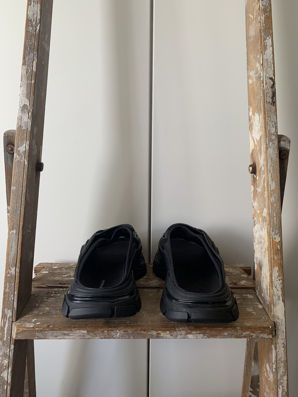 Balenciaga BALENCIAGA TRACK SLIDE SANDALS Size US 10 / EU 43 - 7 Thumbnail
