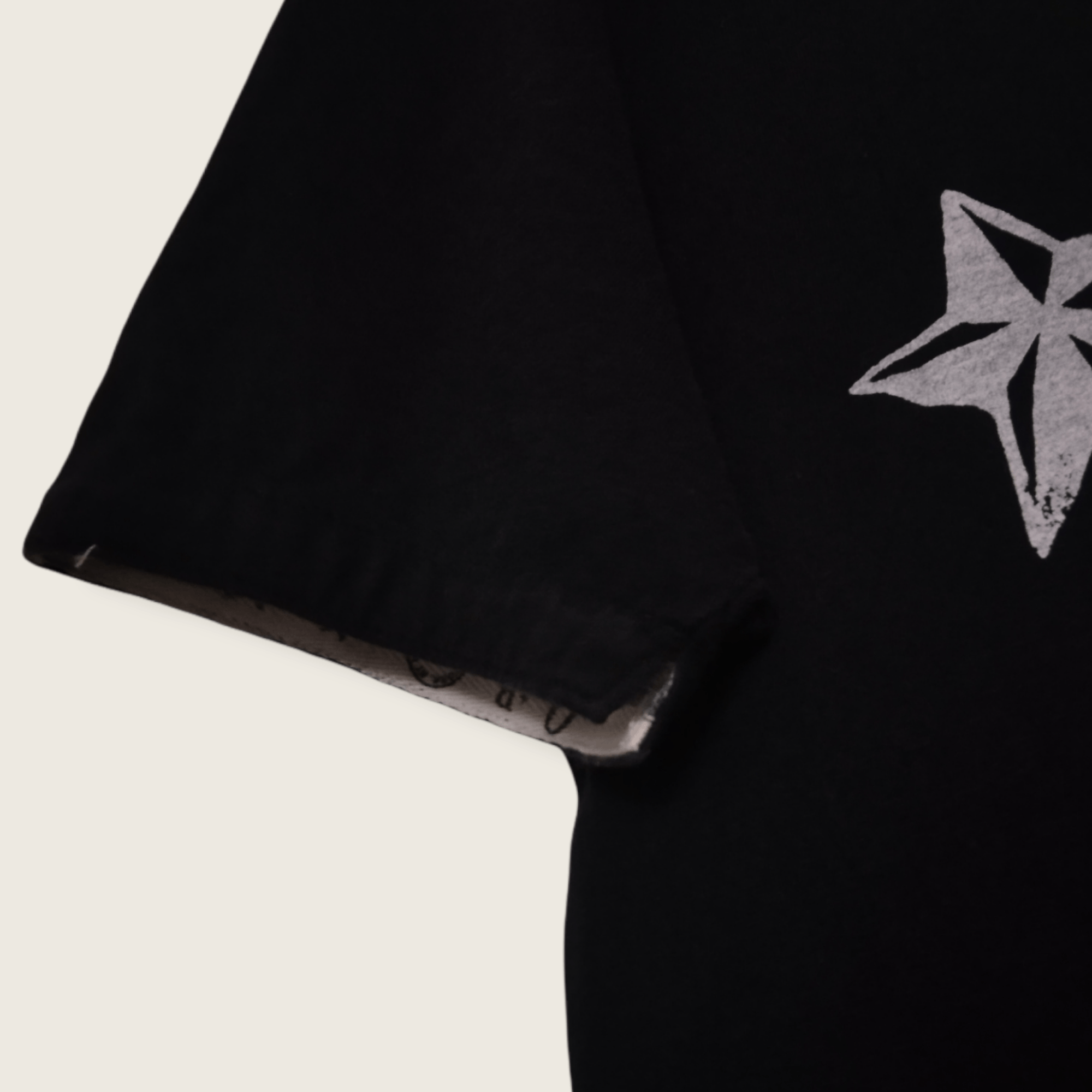 Beams Plus BEAMS HEART CREW NECK SKULL & BONES Size US M / EU 48-50 / 2 - 6 Thumbnail