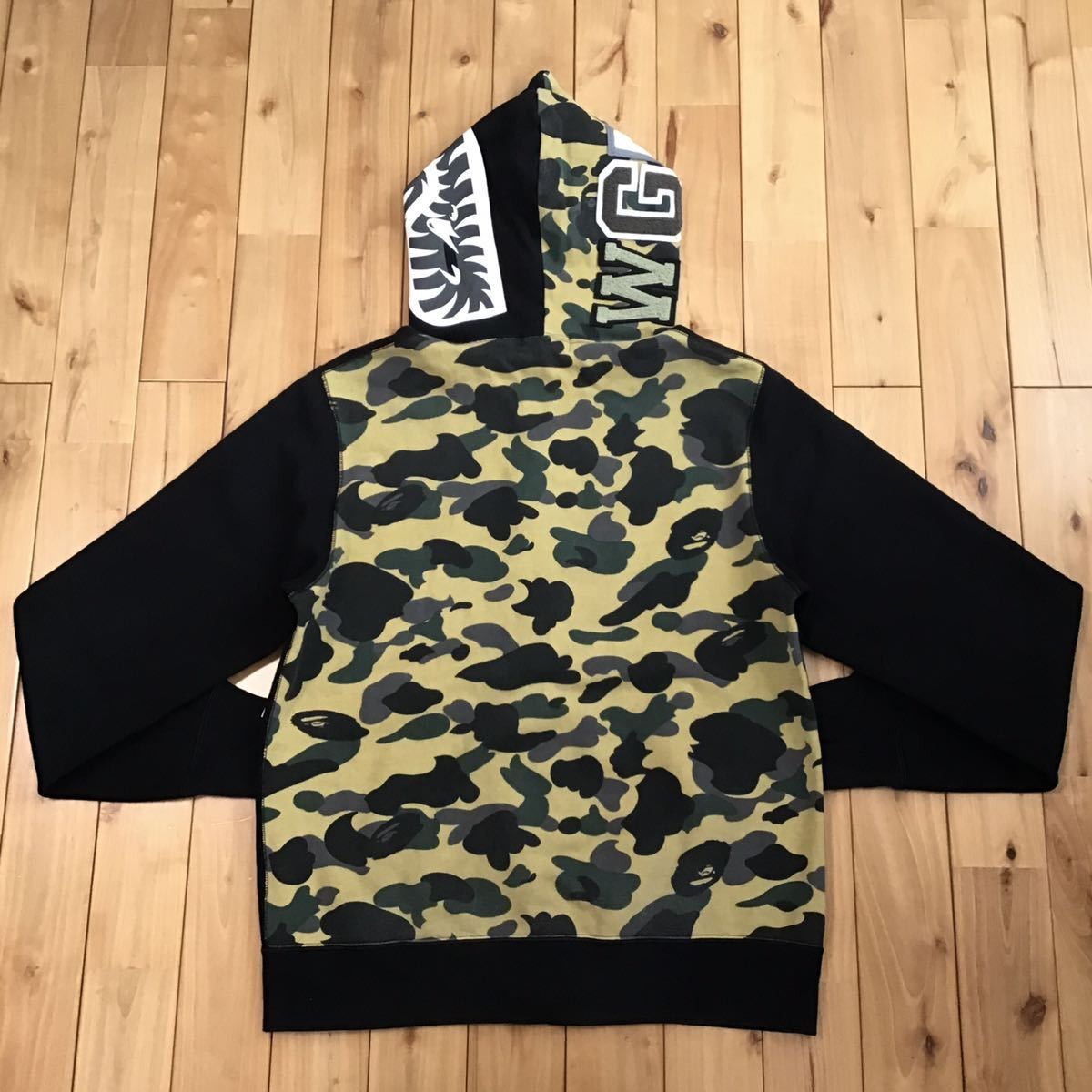 Bape 🔥ZOZO Exclusive🔥 Reflector Camo Shark full zip hoodie BAPE Size US XL / EU 56 / 4 - 3 Thumbnail