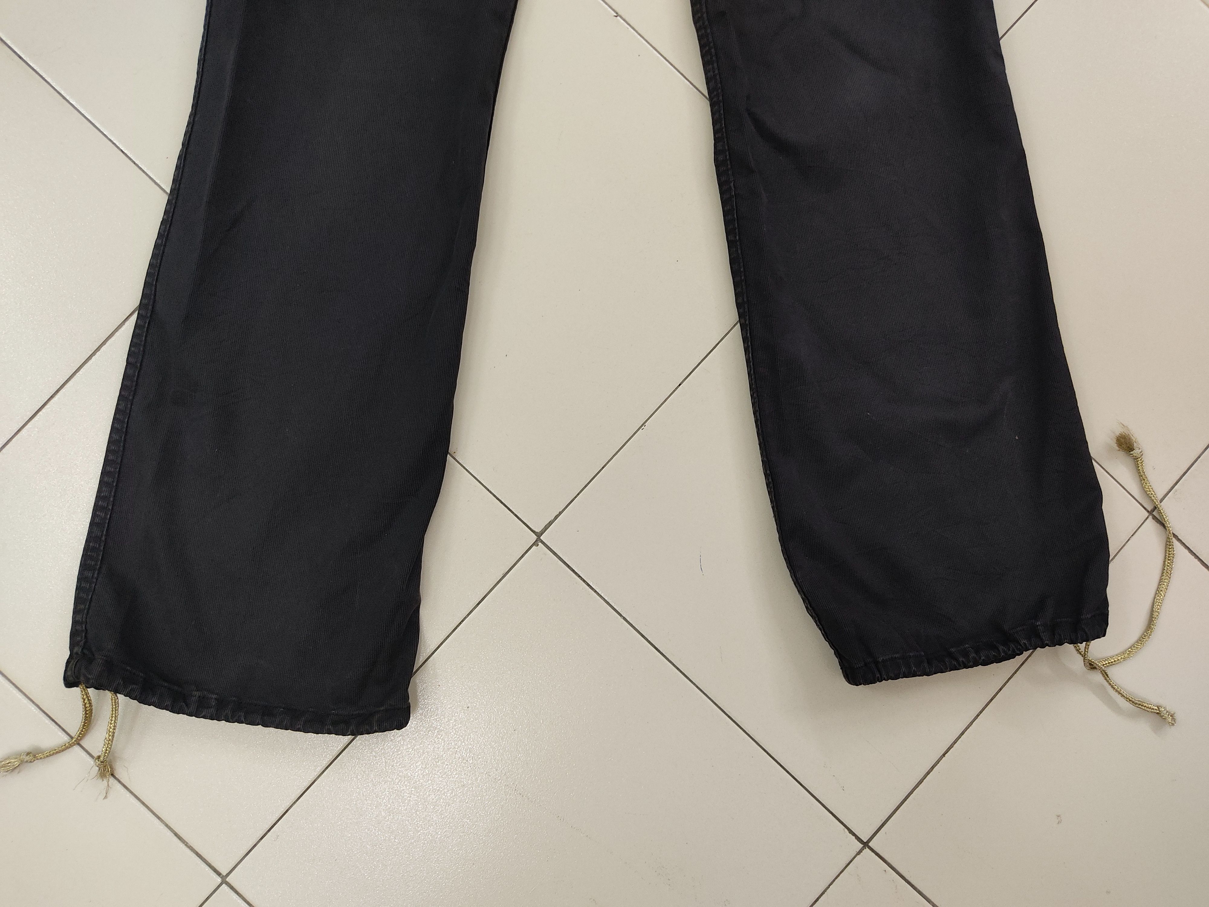 Japanese Brand Crystal Ball Multipocket Utility Black Cargo Pants Size US 30 / EU 46 - 4 Thumbnail