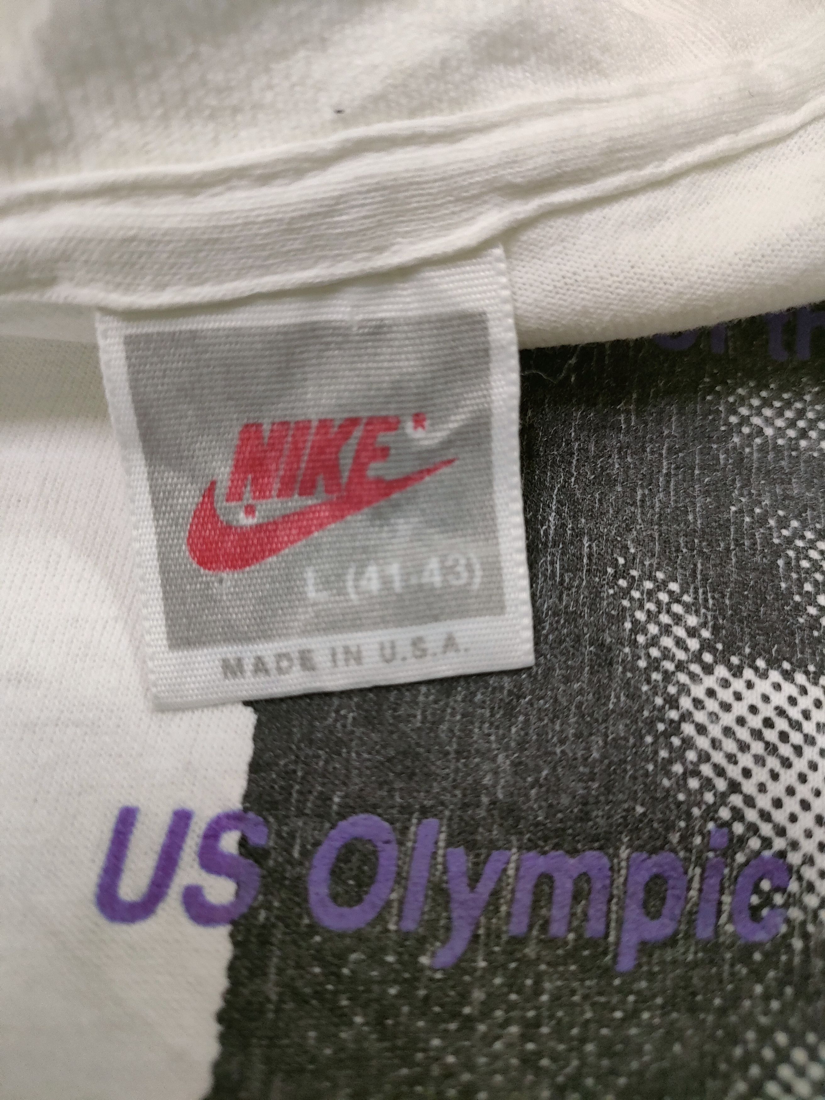 NBA × Nike × Vintage Vintage90s Nike David Robinson T-shirt Size US L / EU 52-54 / 3 - 5 Thumbnail