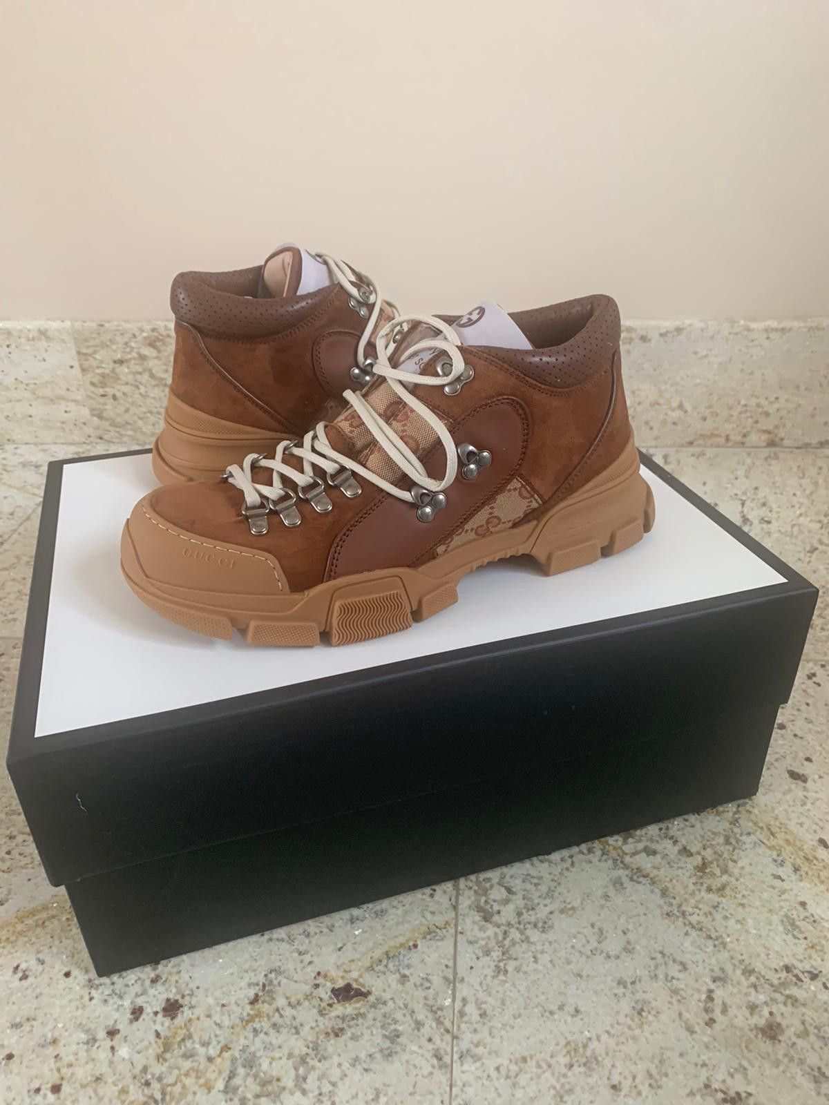 Gucci Monogram Flashtrek Sneakers in Beige Size US 9 / EU 42 - 11 Thumbnail