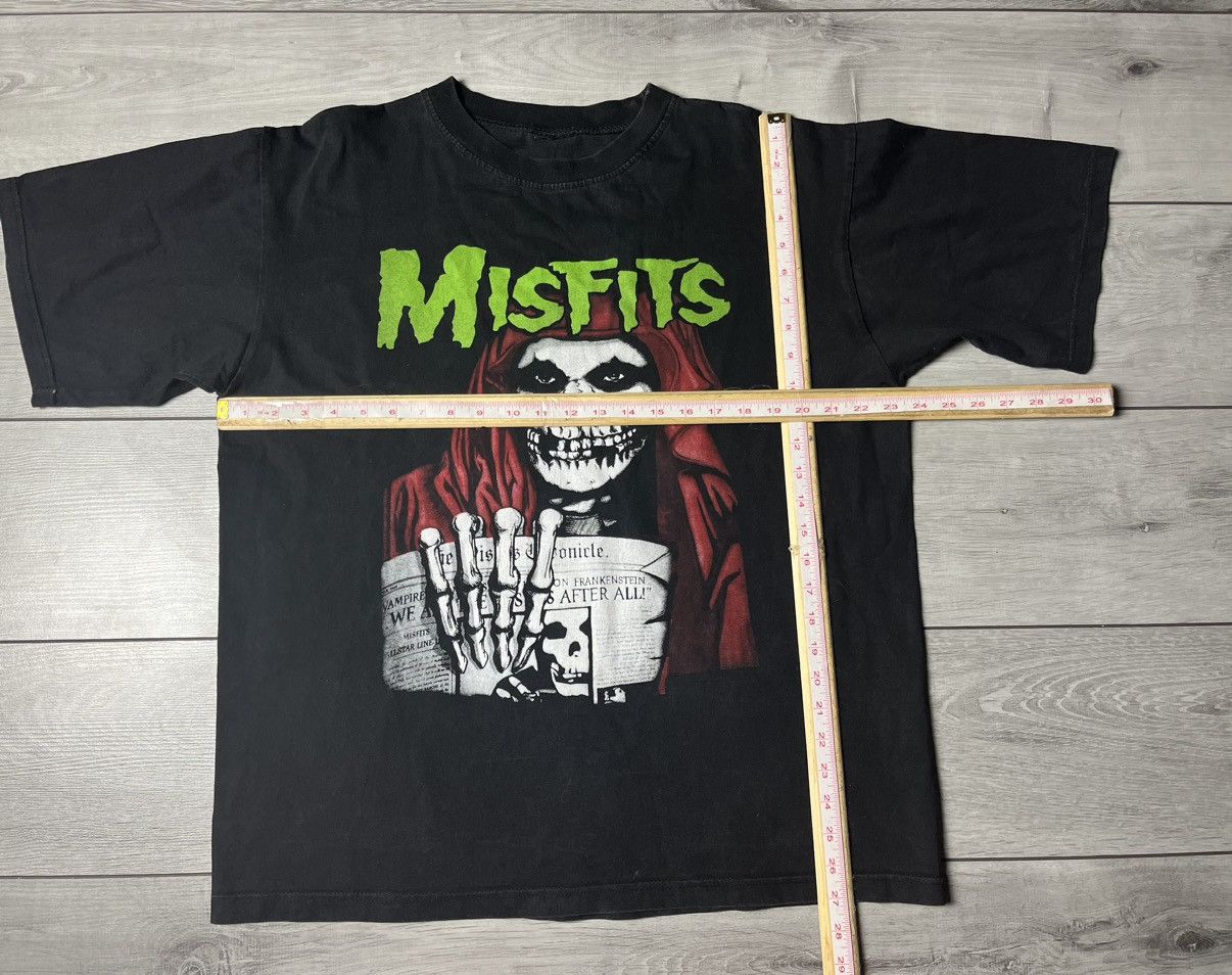 Misfits Misfits T-shirt vintage reversible logo size XLarge Size US L / EU 52-54 / 3 - 5 Thumbnail