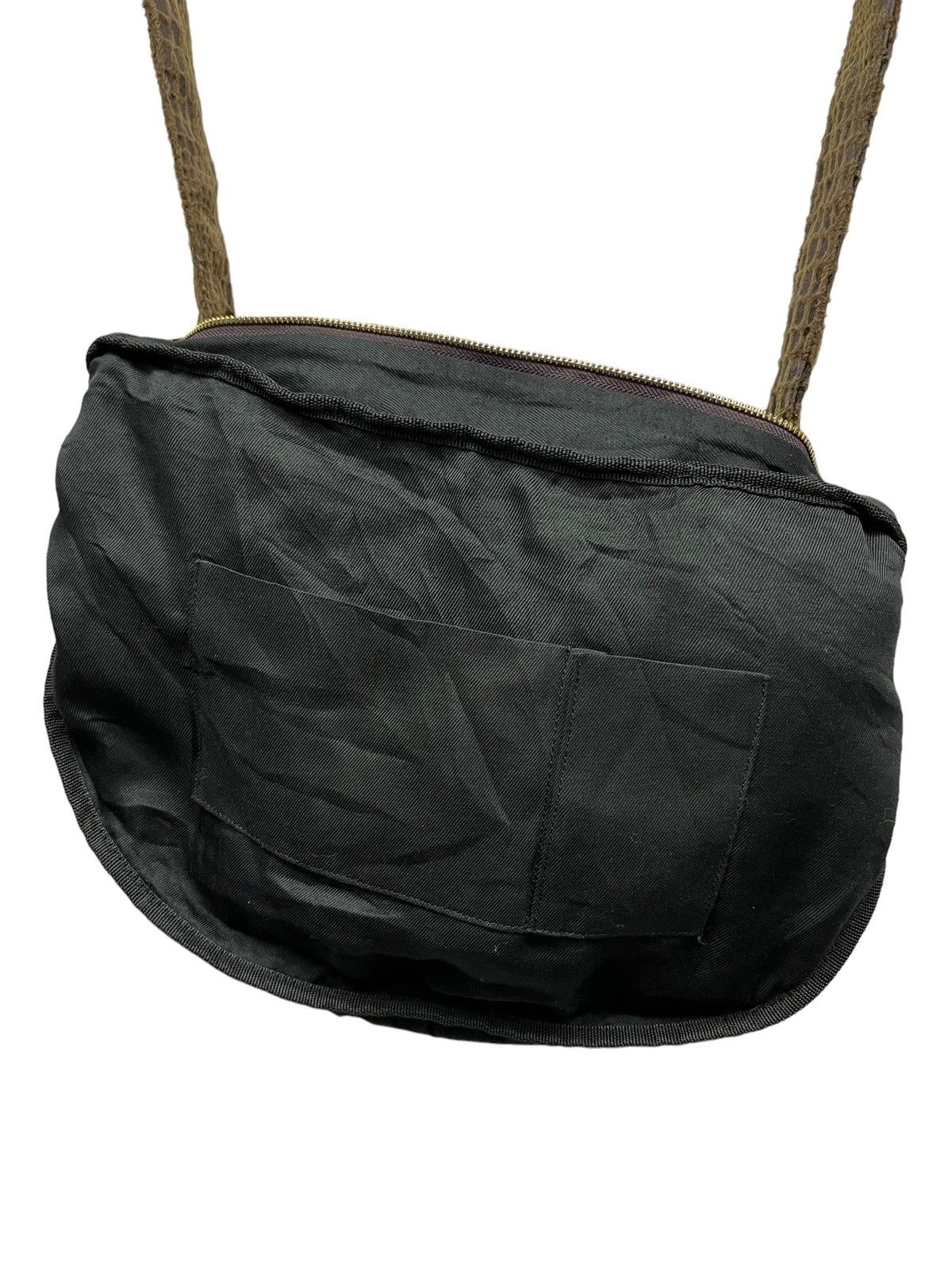 Fuck Art, Make Tees 14 FOURTEEN WAKE UP! MOTHER FUCKER Cotton Velvet Sling Bag Size ONE SIZE - 12 Thumbnail