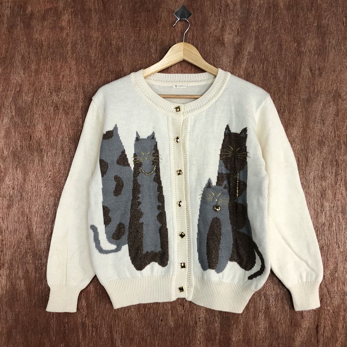 image of Cardigan x Homespun Knitwear Erina Cream Cat Animal Aran Isles Knitwear C727, Women's (Size Medium)