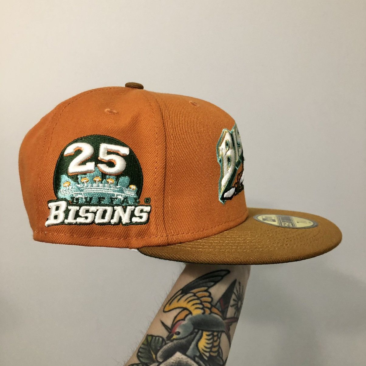 MyFitteds × New Era 🦬 7 1/8 MyFitteds Buffalo Bisons National Parks Two Tone Size ONE SIZE - 2 Thumbnail